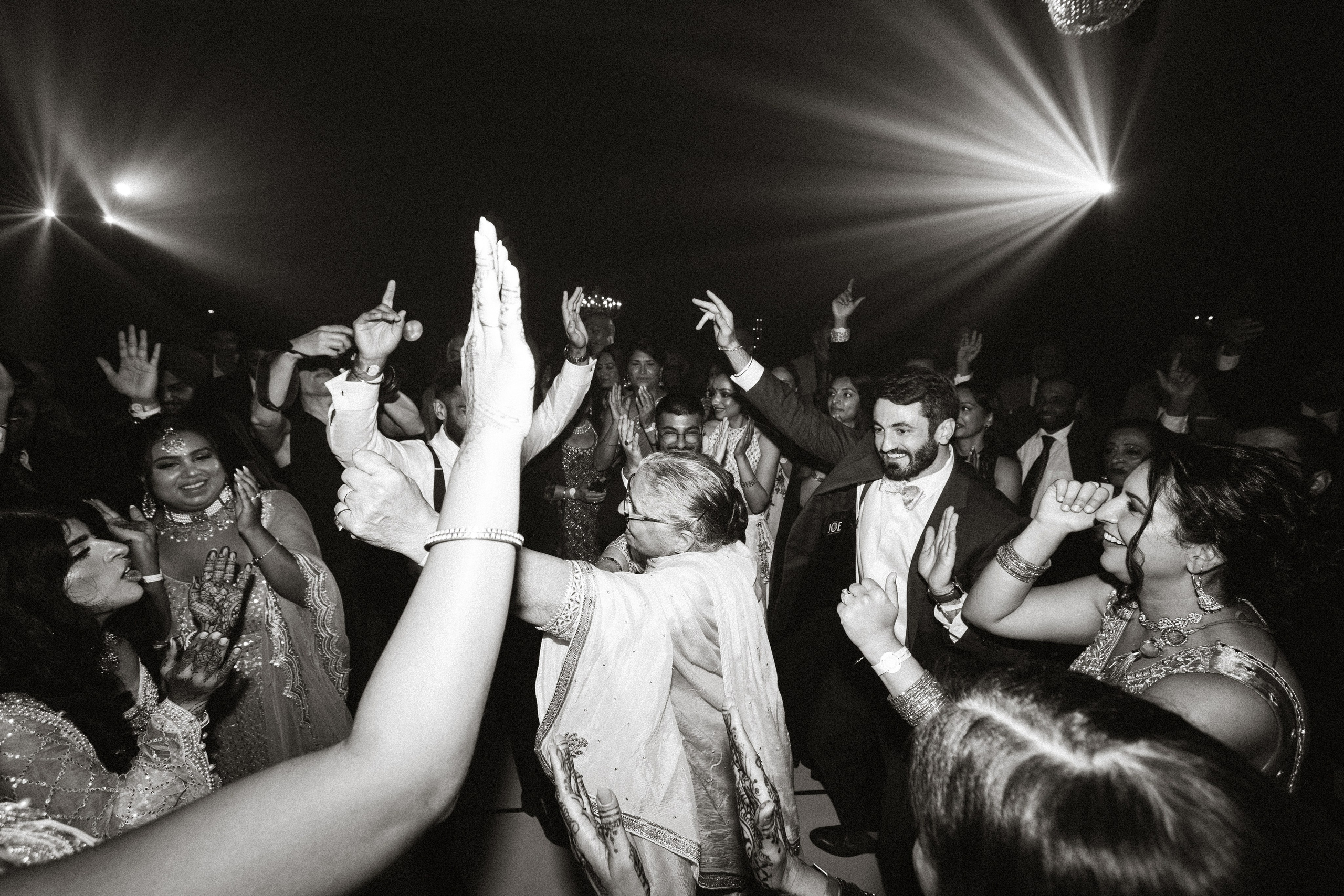 Sarina & Oudhay (Indian wedding). Hochzeitsfotografin Brovdi Elvira