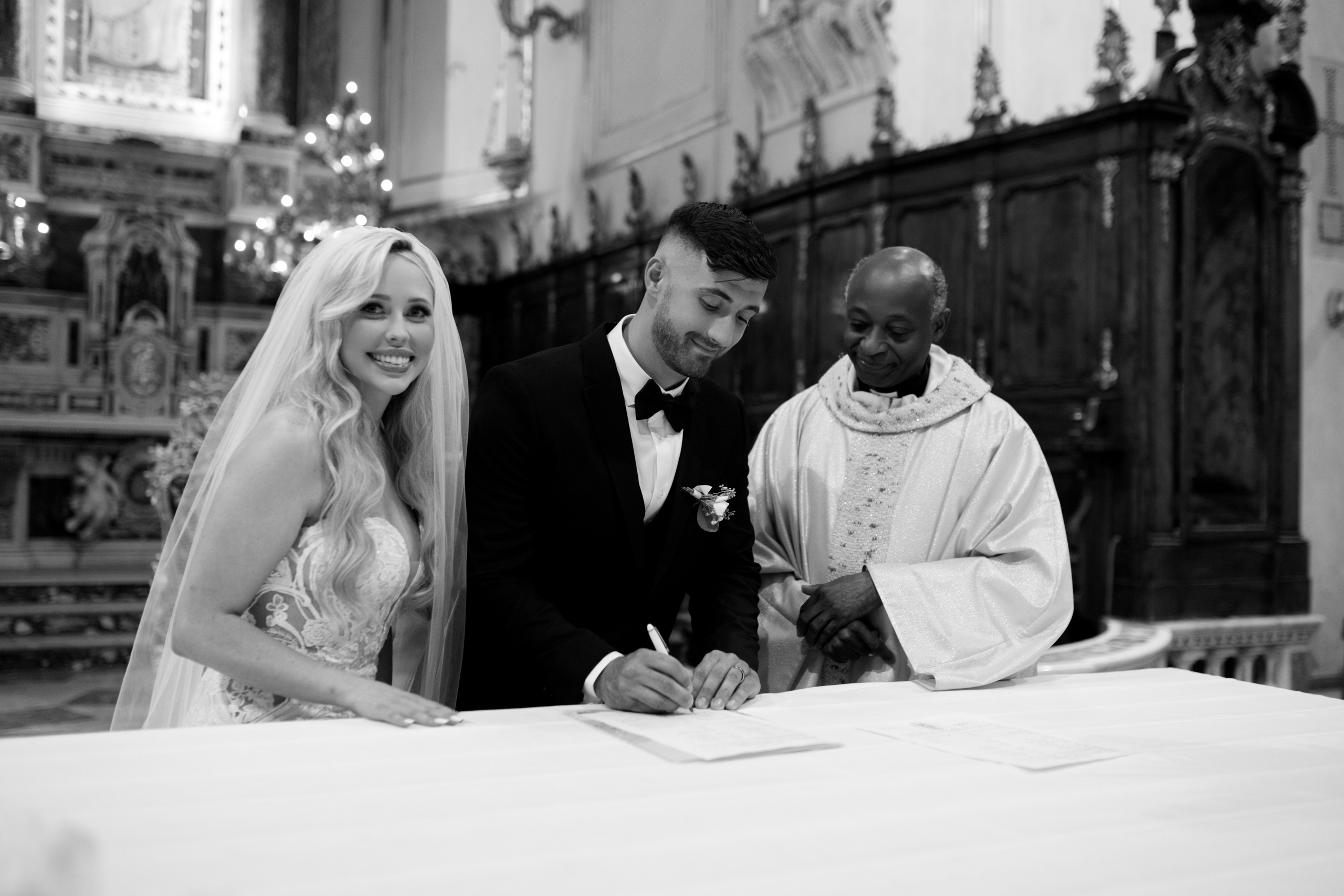 Positano wedding photographer. Wedding photographer Elvira Brovdi