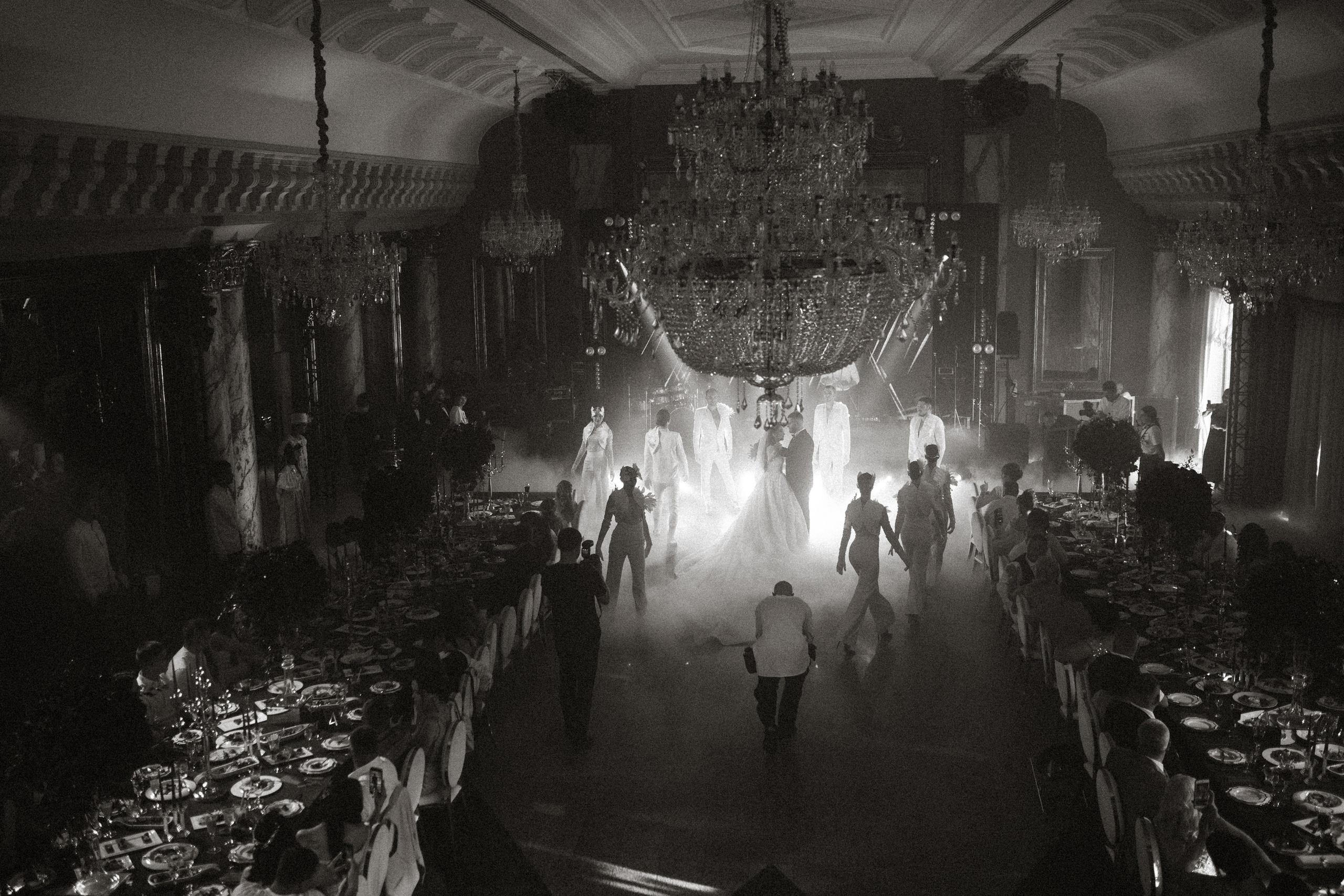 Vladislav & Maria (Ukraine). Wedding photographer Elvira Brovdi