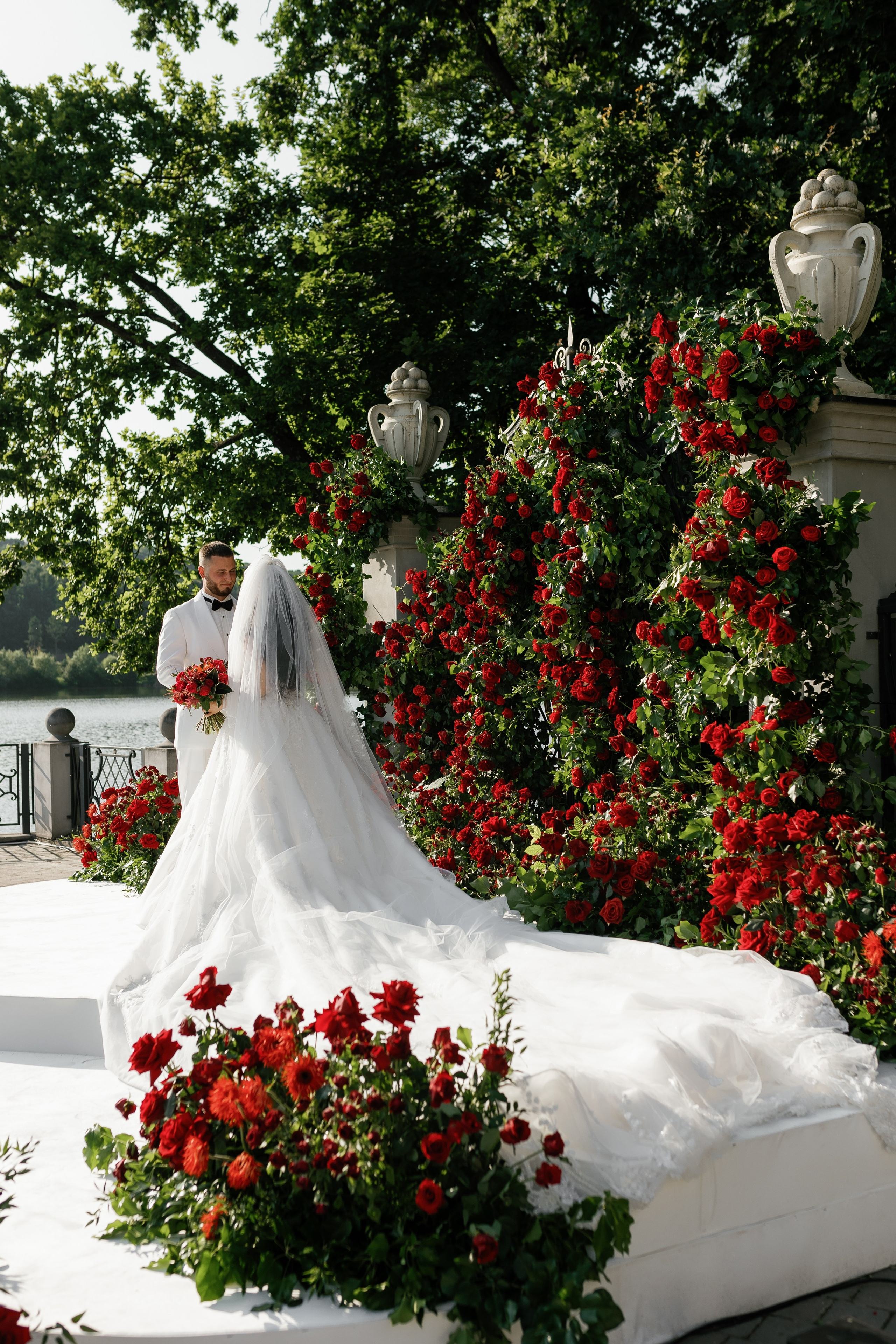 Vladislav & Maria (Ukraine). Wedding photographer Elvira Brovdi