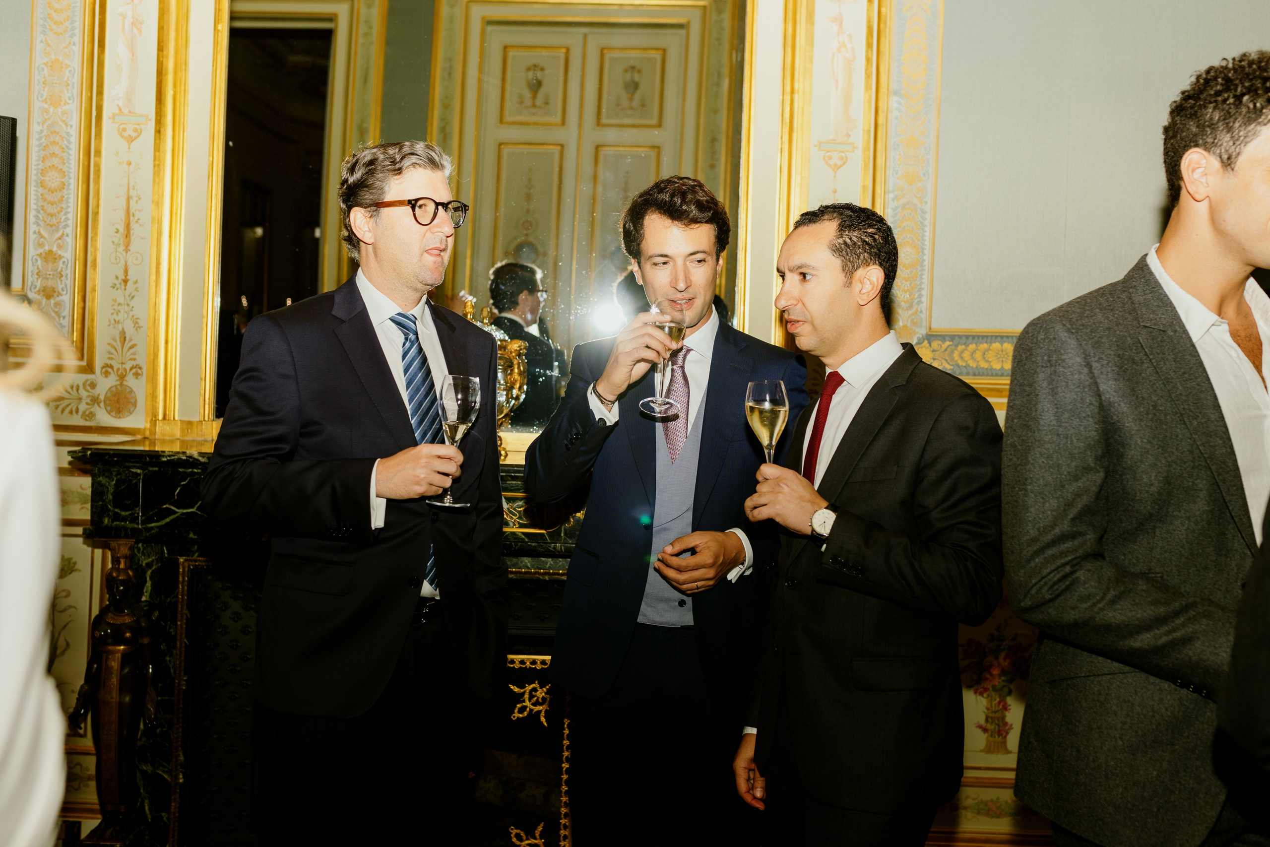 Yasmine & Myriam (France). Wedding photographer Elvira Brovdi