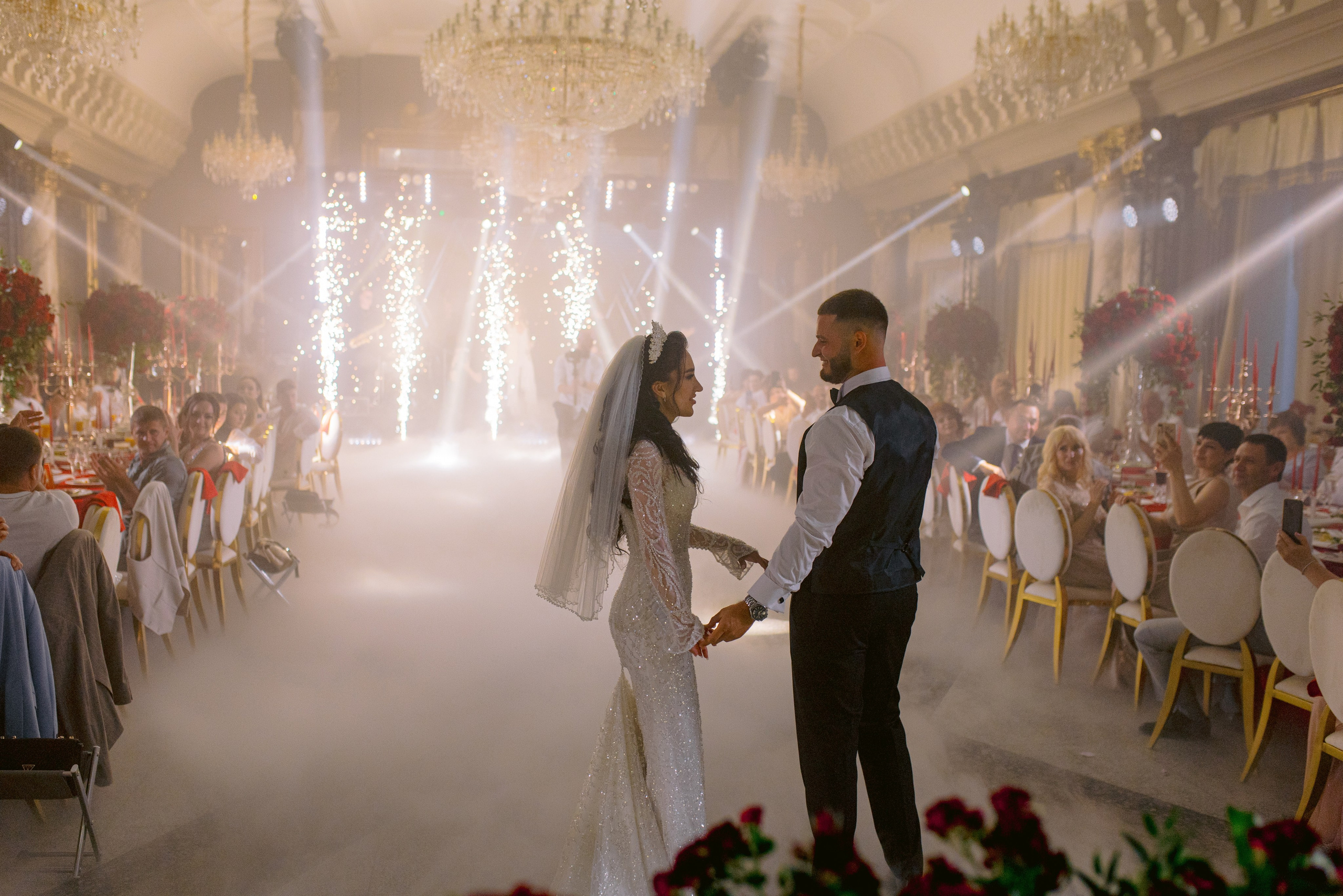 Vladislav & Maria (Ukraine). Wedding photographer Elvira Brovdi