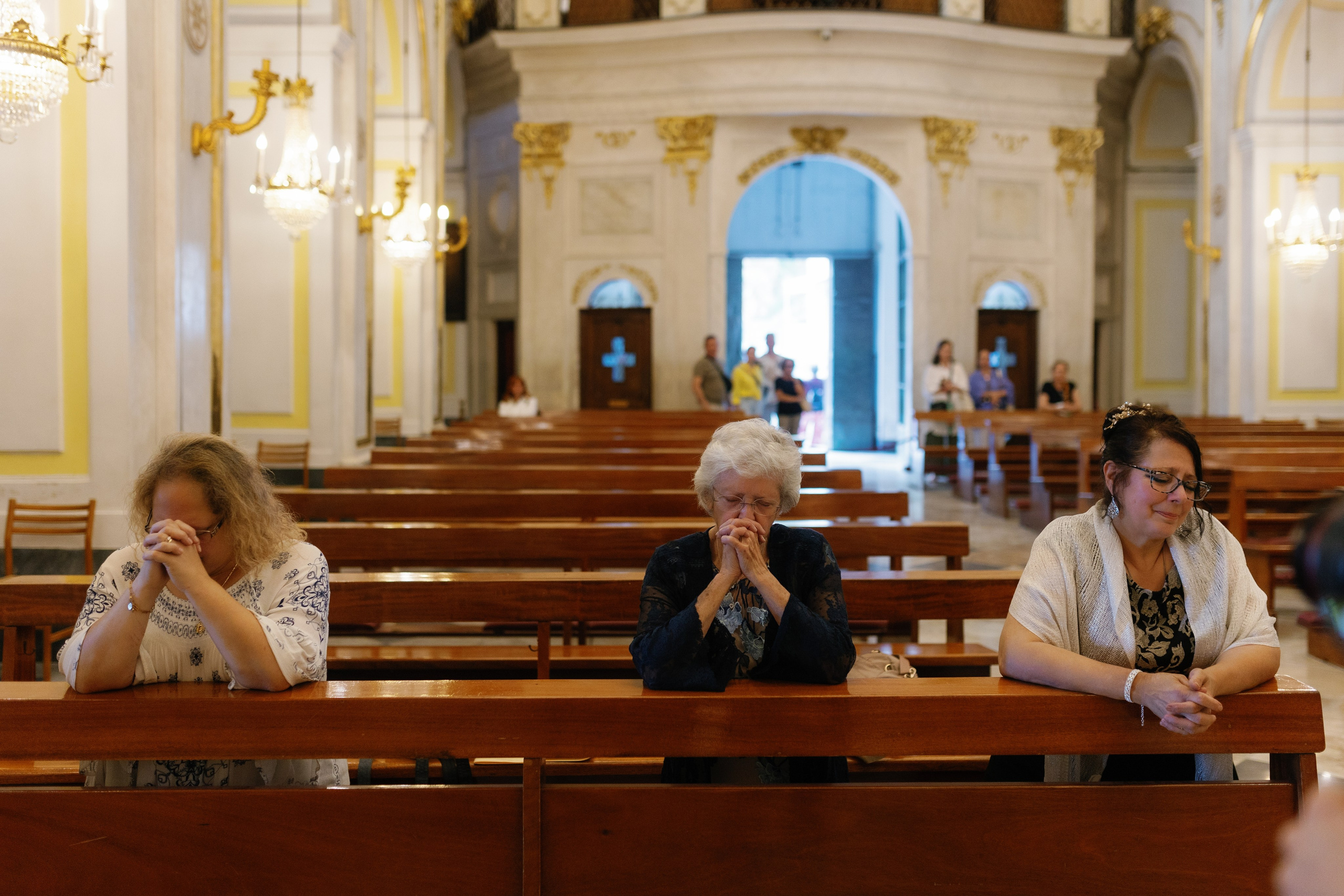 Positano wedding photographer. Wedding photographer Elvira Brovdi