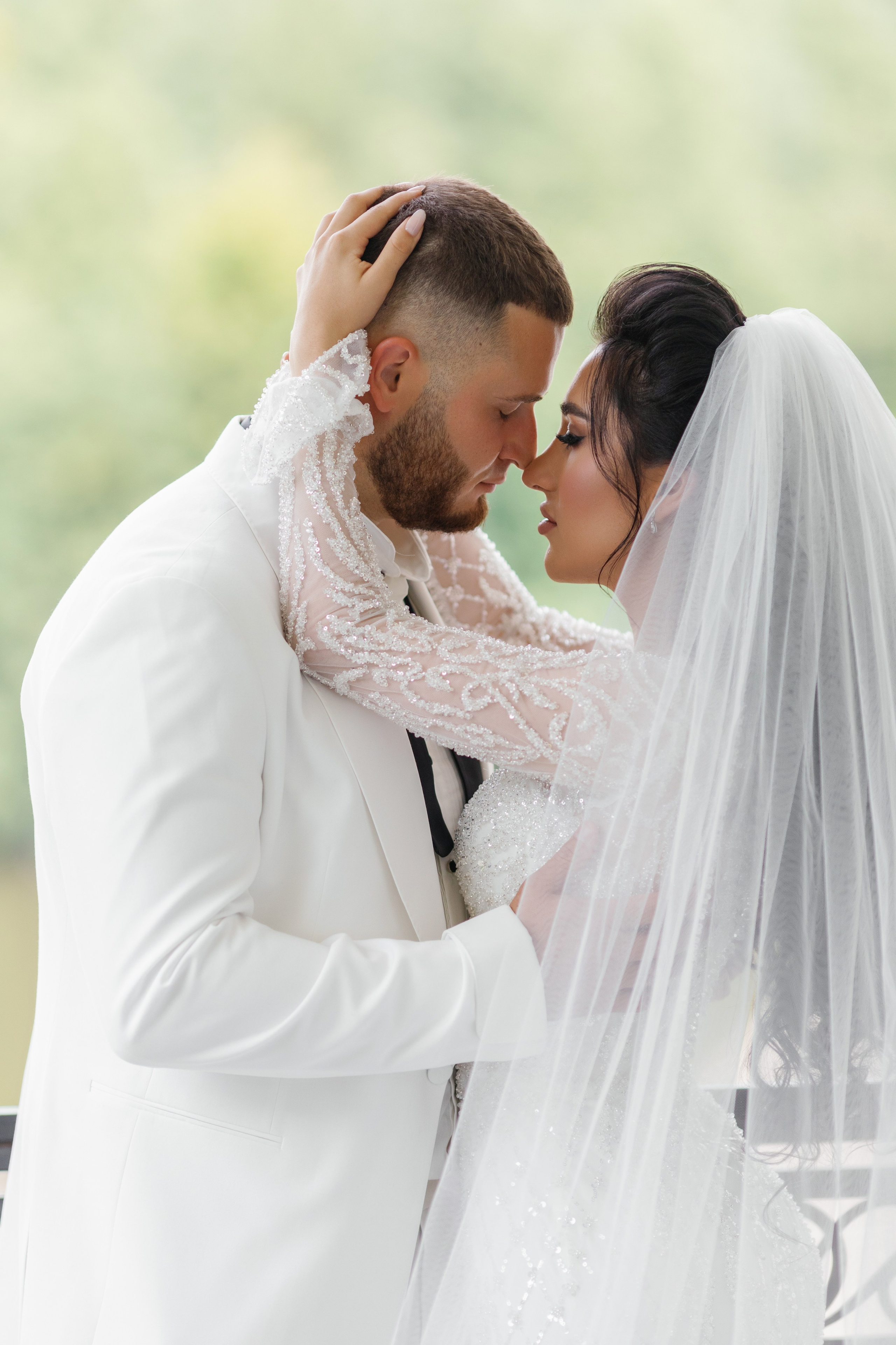 Vladislav & Maria (Ukraine). Wedding photographer Elvira Brovdi