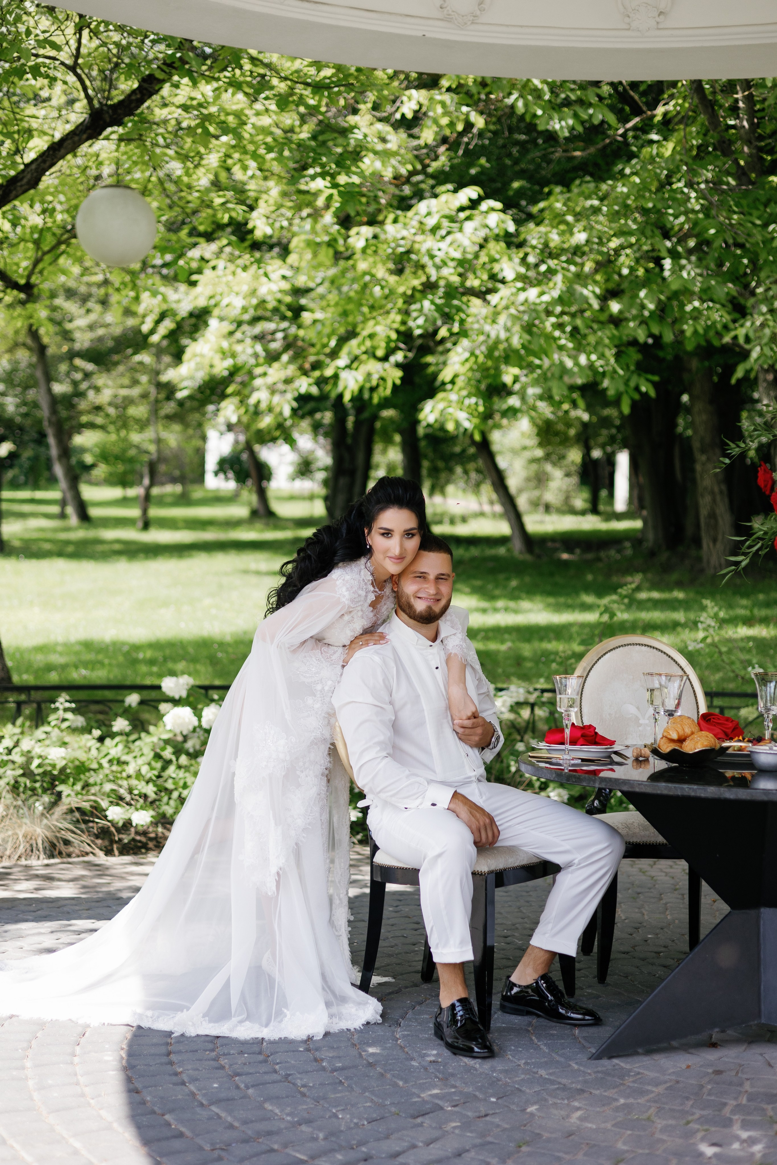 Vladislav & Maria (Ukraine). Wedding photographer Elvira Brovdi