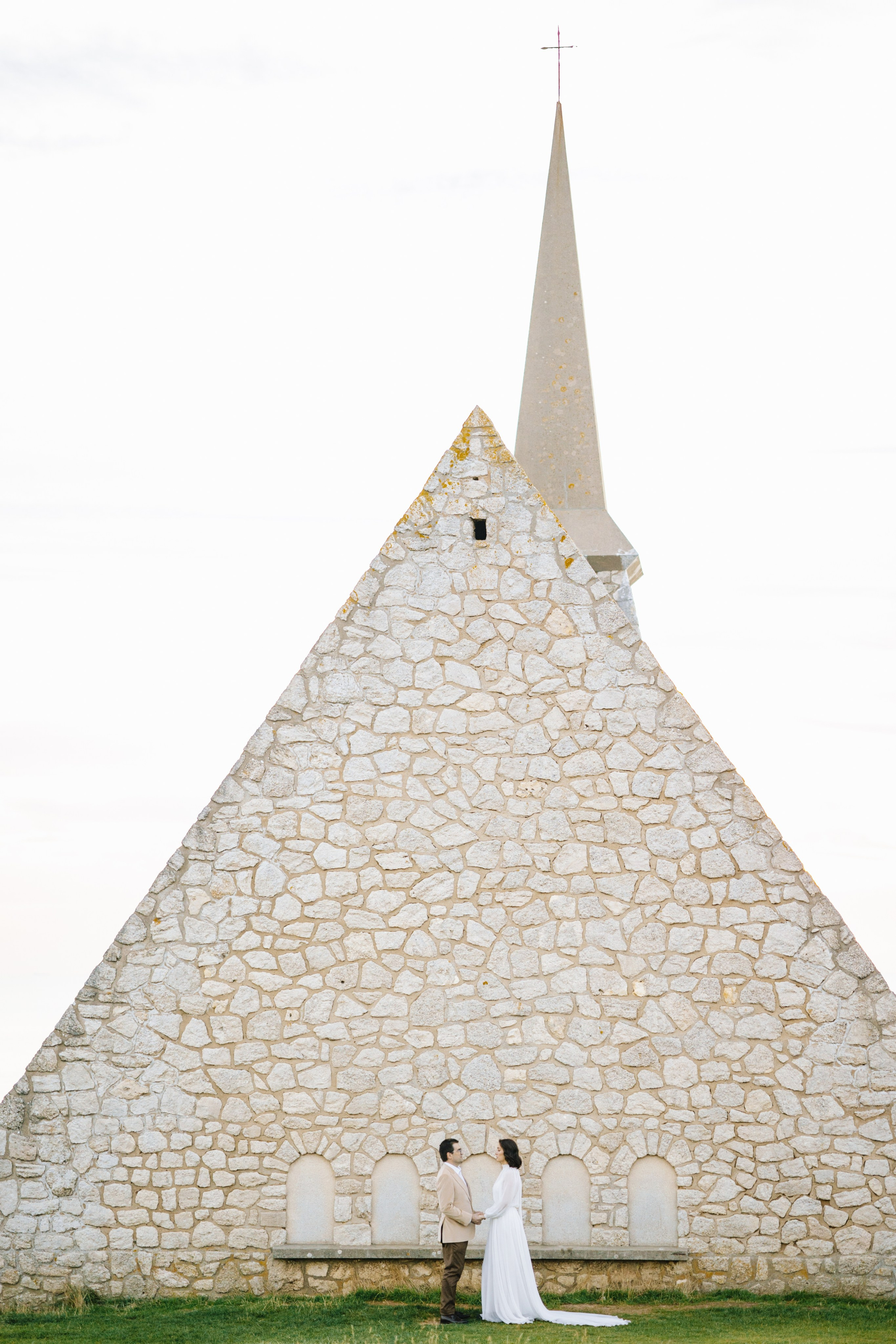 Wedding photographer Elvira Brovdi