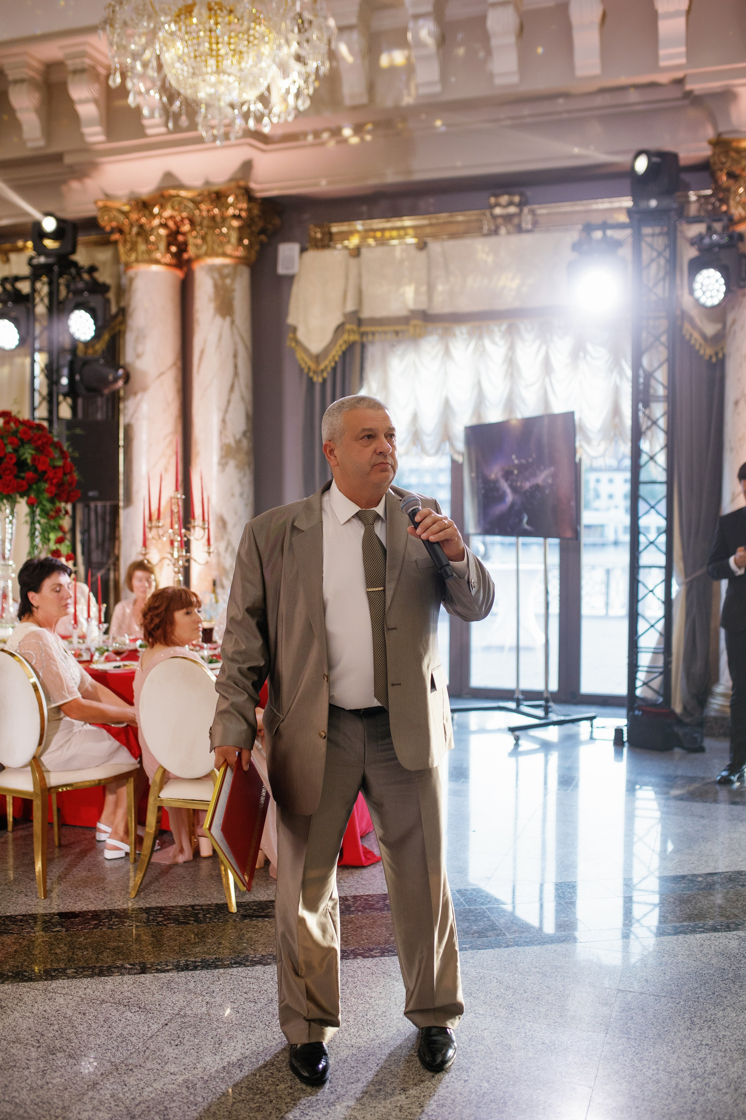 Vladislav & Maria (Ukraine). Wedding photographer Elvira Brovdi