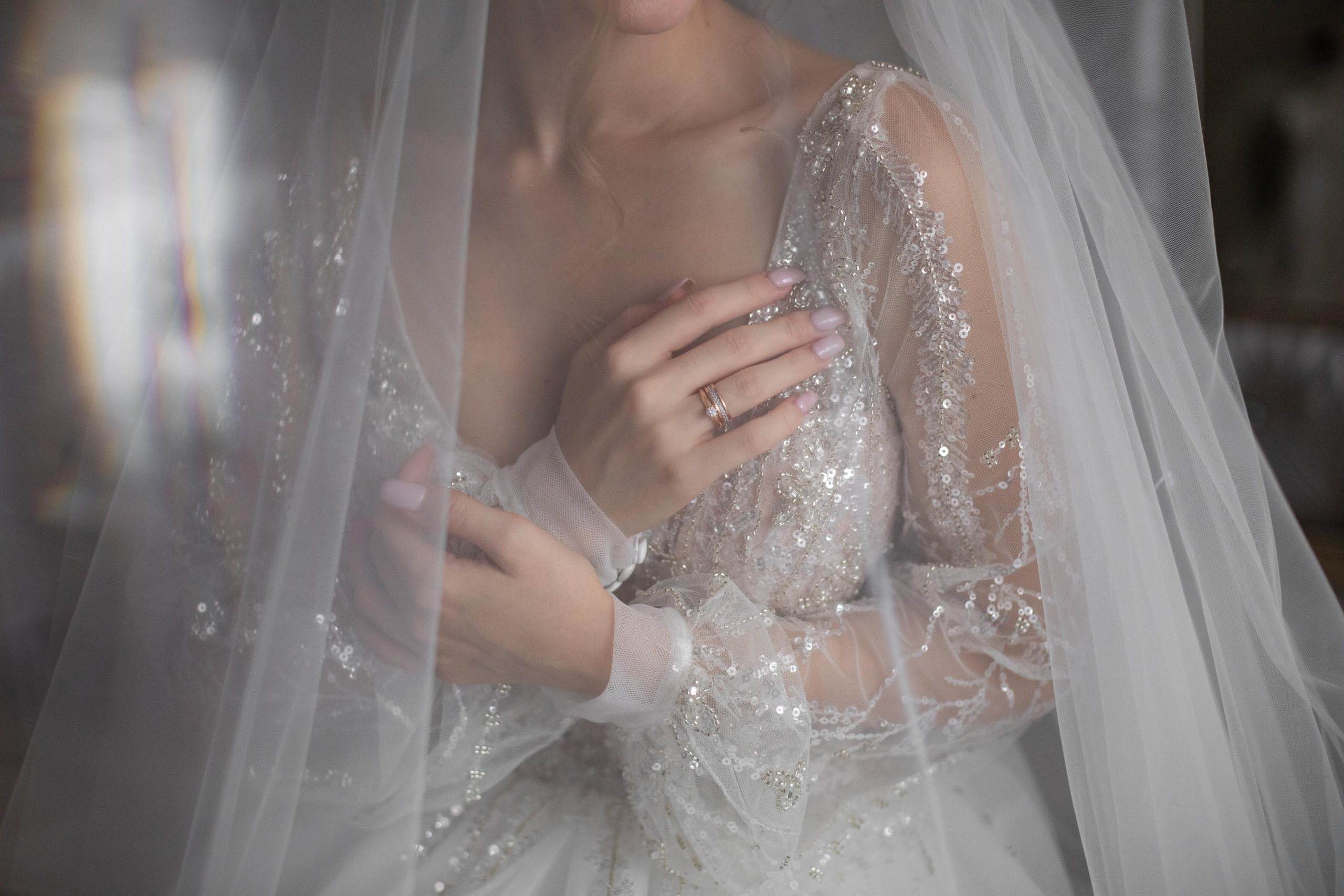 Wedding photographer Elvira Brovdi