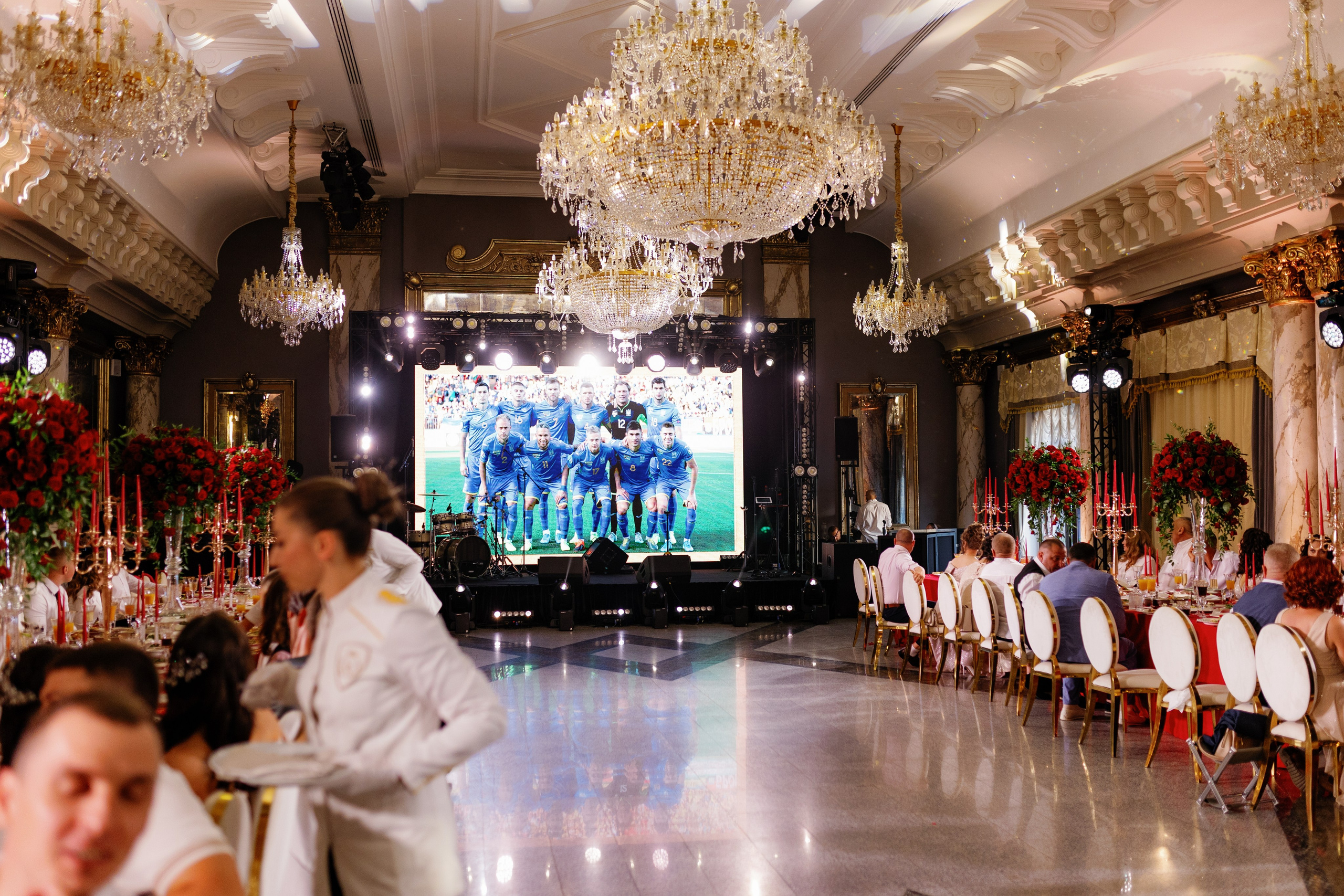 Vladislav & Maria (Ukraine). Wedding photographer Elvira Brovdi