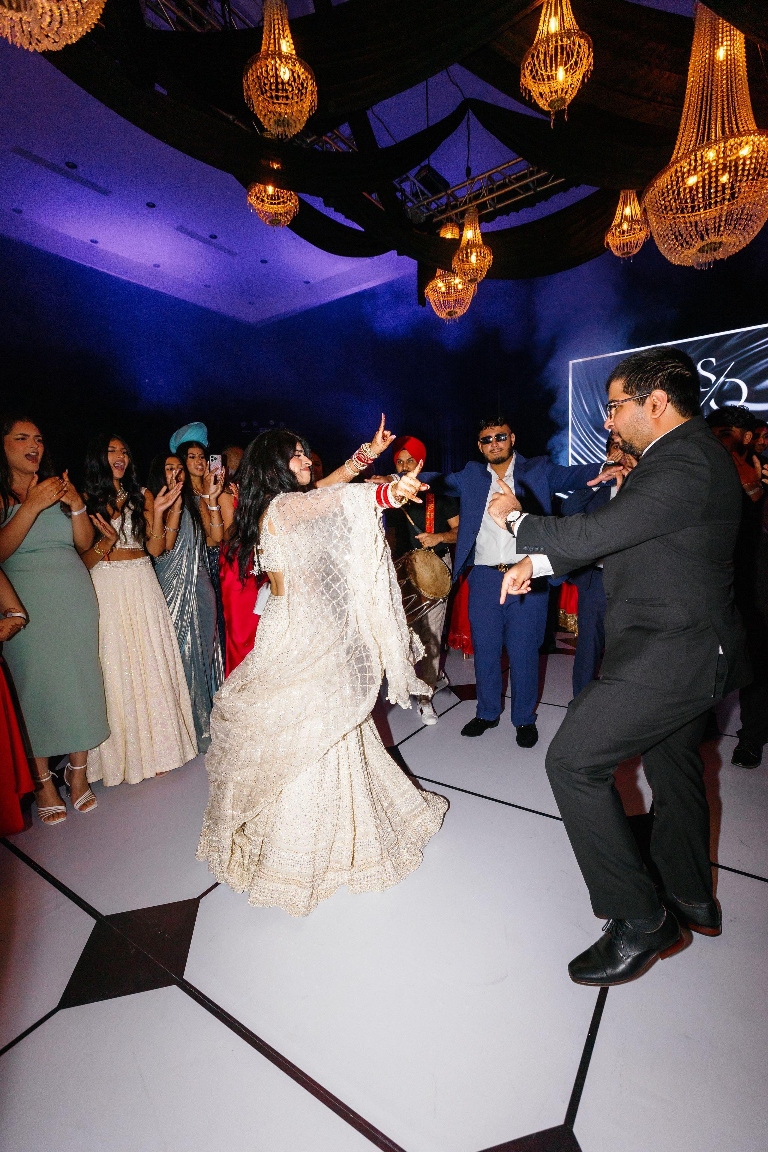 Sarina & Oudhay (Indian wedding). Hochzeitsfotografin Brovdi Elvira