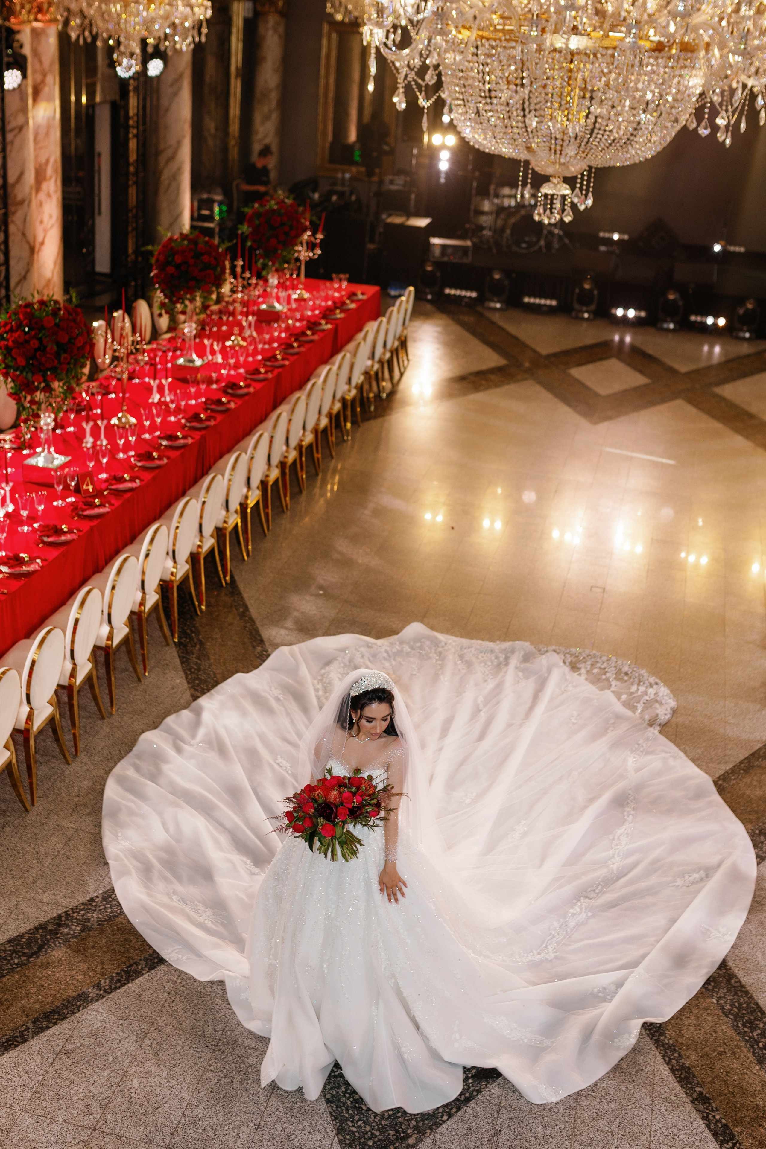 Vladislav & Maria (Ukraine). Wedding photographer Elvira Brovdi