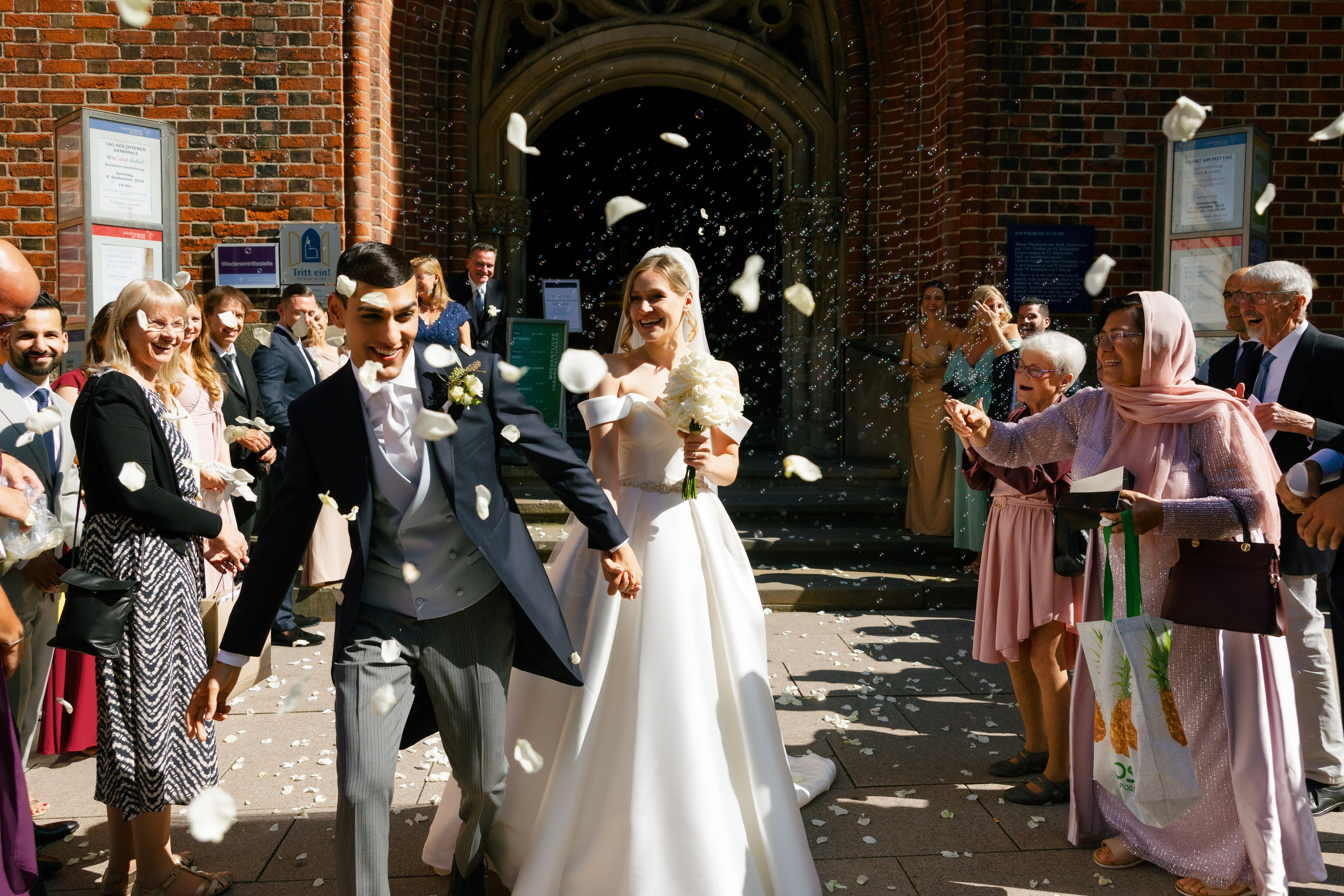 Sarah & Nader (Germany). Wedding photographer Elvira Brovdi