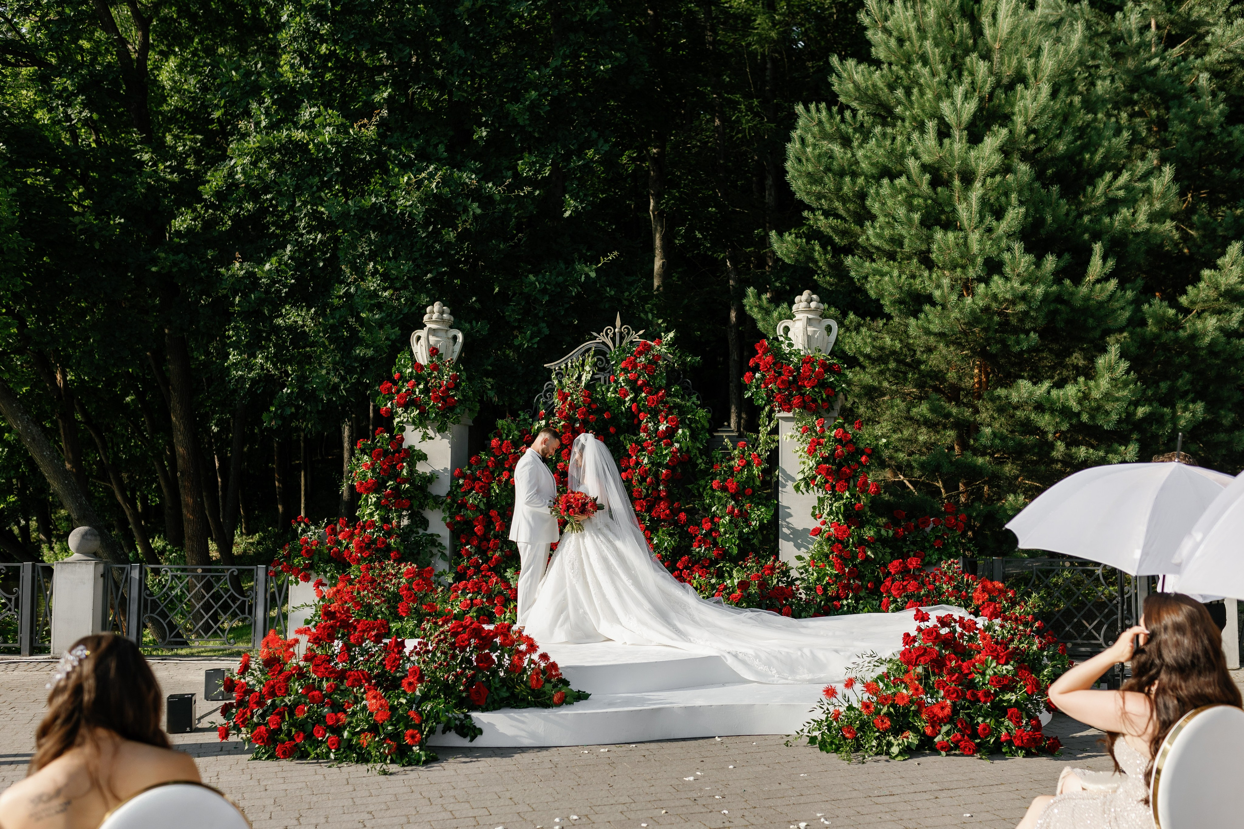 Vladislav & Maria (Ukraine). Wedding photographer Elvira Brovdi