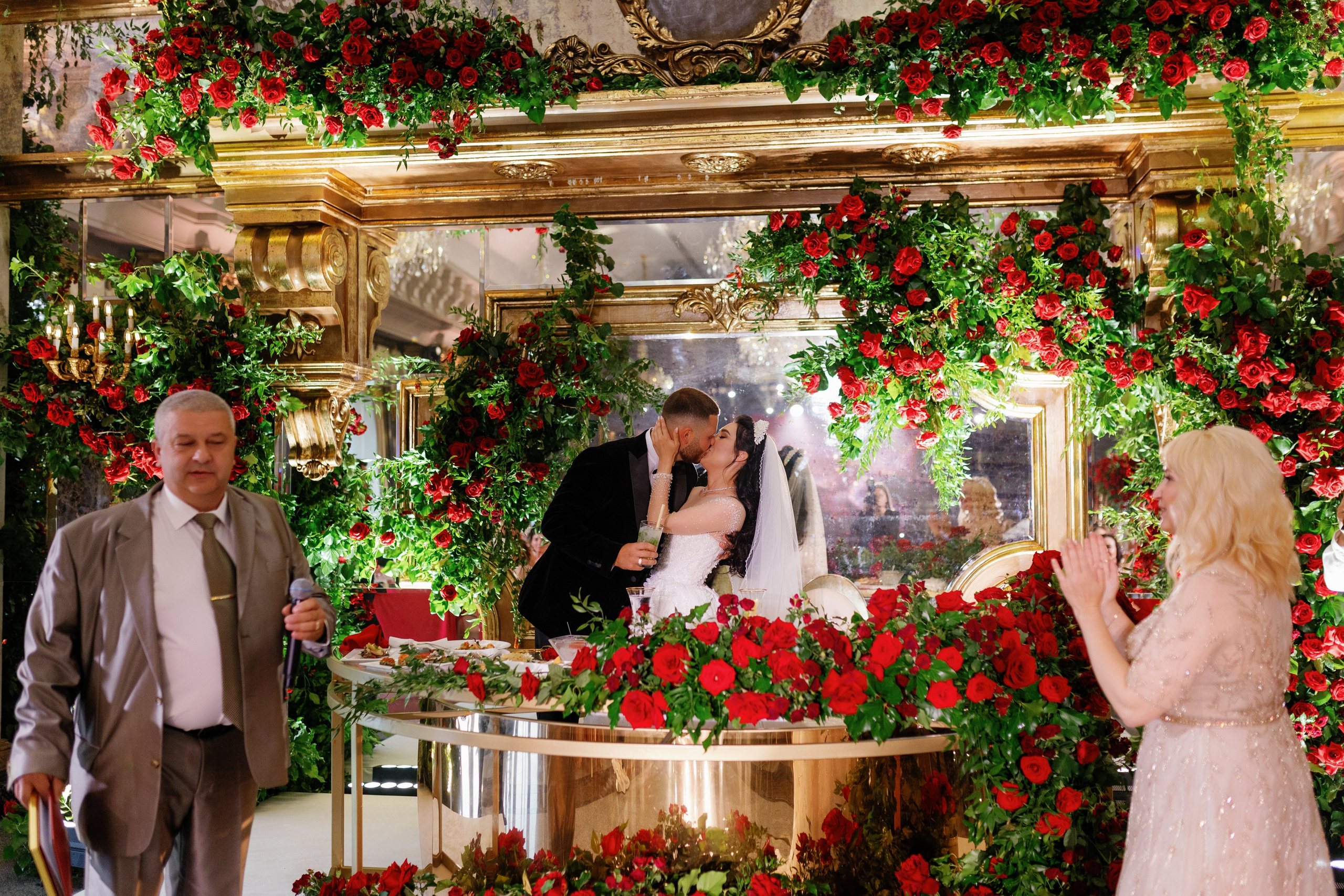 Vladislav & Maria (Ukraine). Wedding photographer Elvira Brovdi