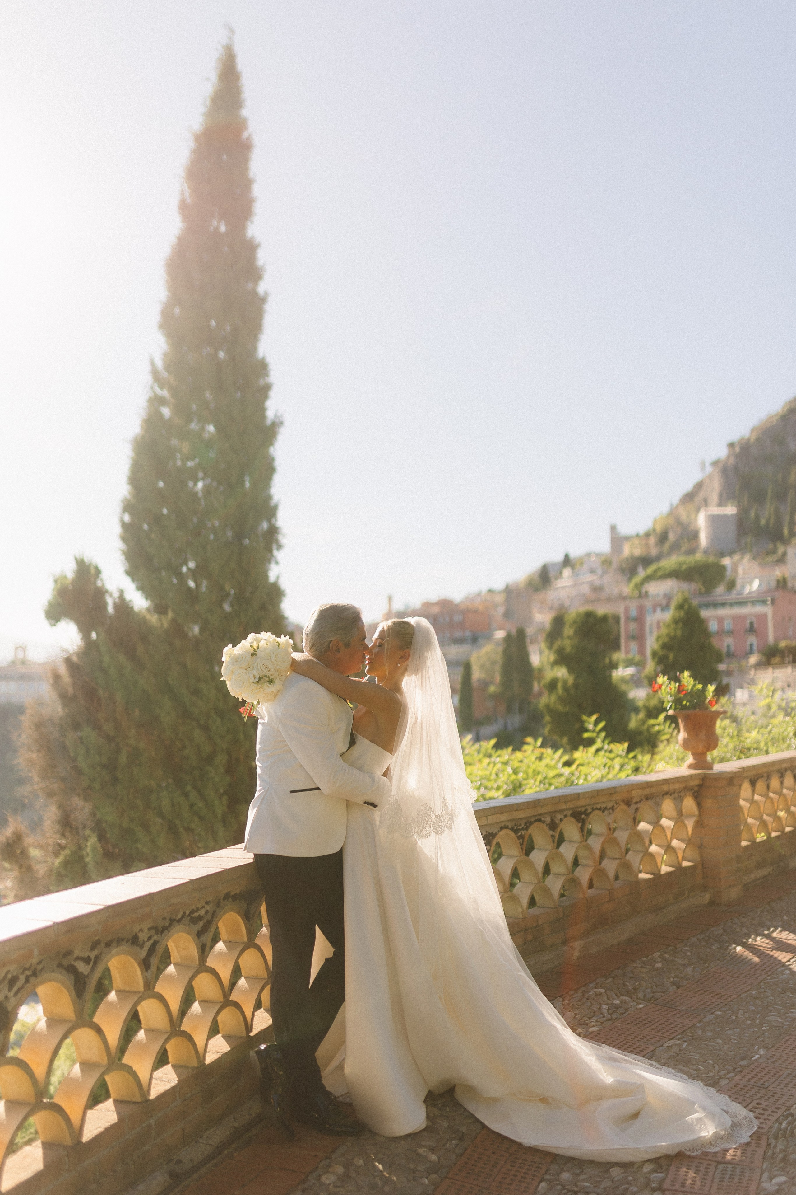 Claudio & Iryna. Wedding photographer Elvira Brovdi