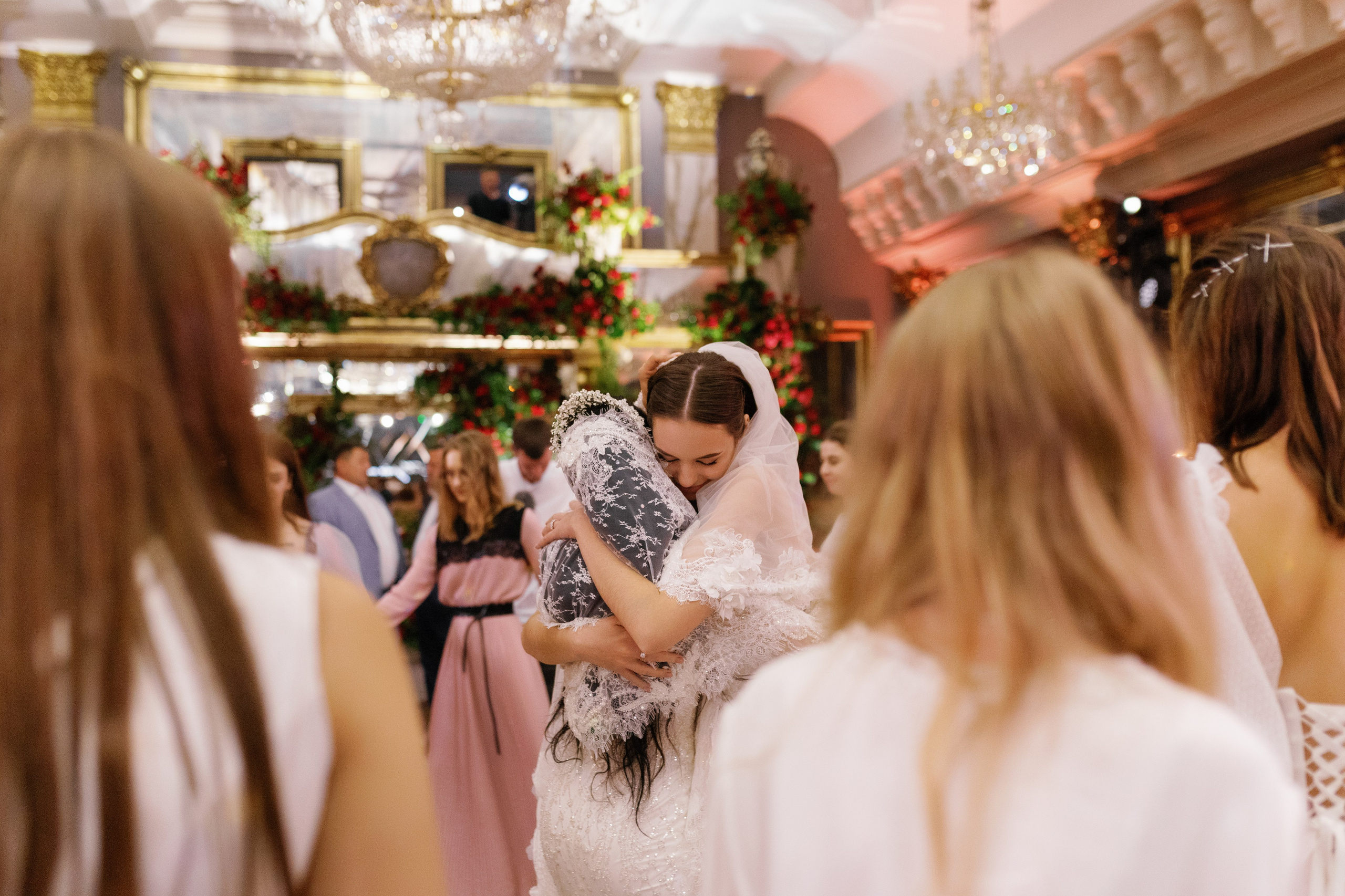 Vladislav & Maria (Ukraine). Wedding photographer Elvira Brovdi