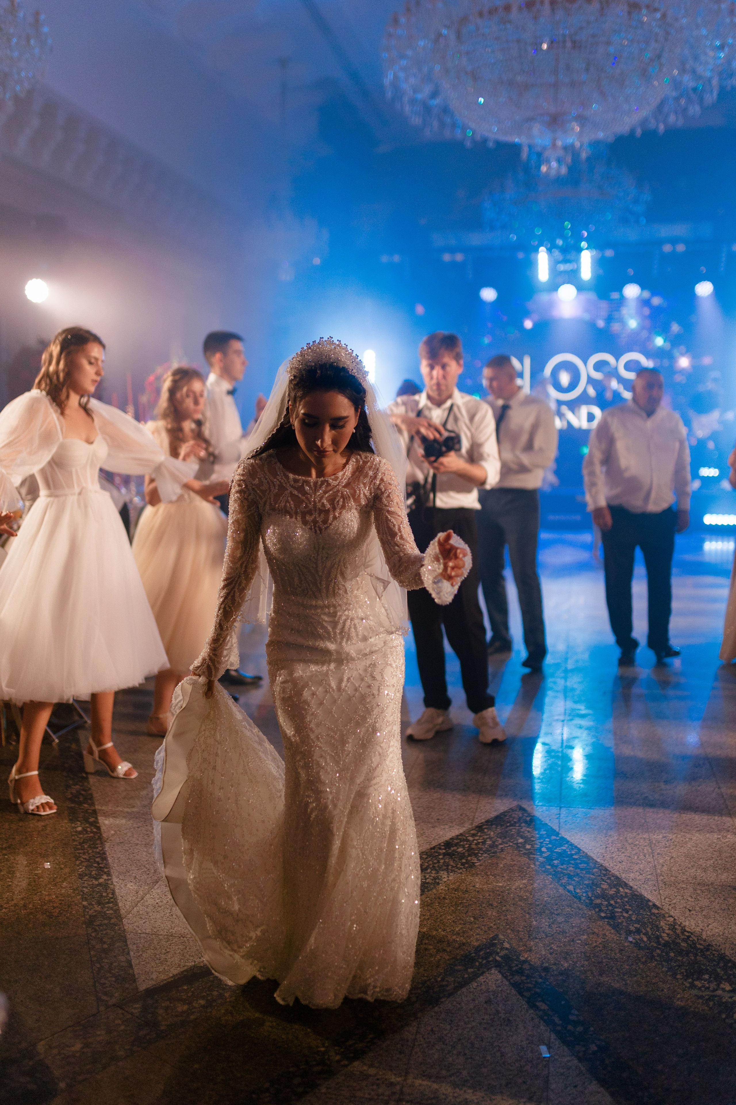 Vladislav & Maria (Ukraine). Wedding photographer Elvira Brovdi