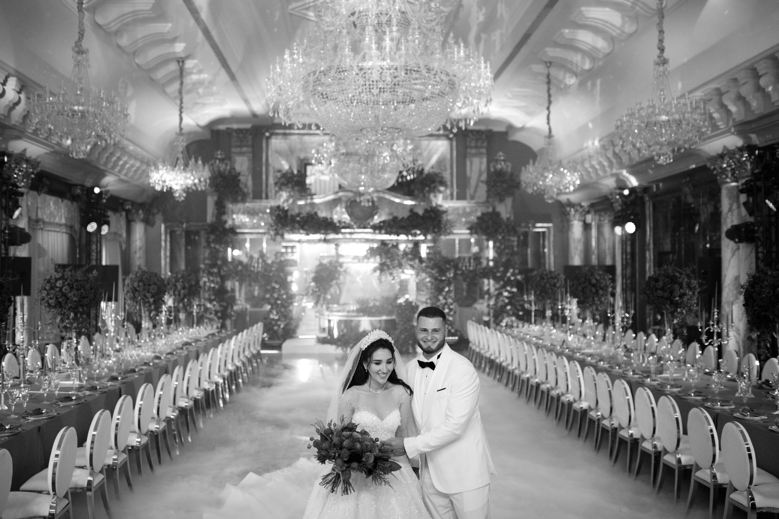 Vladislav & Maria (Ukraine). Wedding photographer Elvira Brovdi