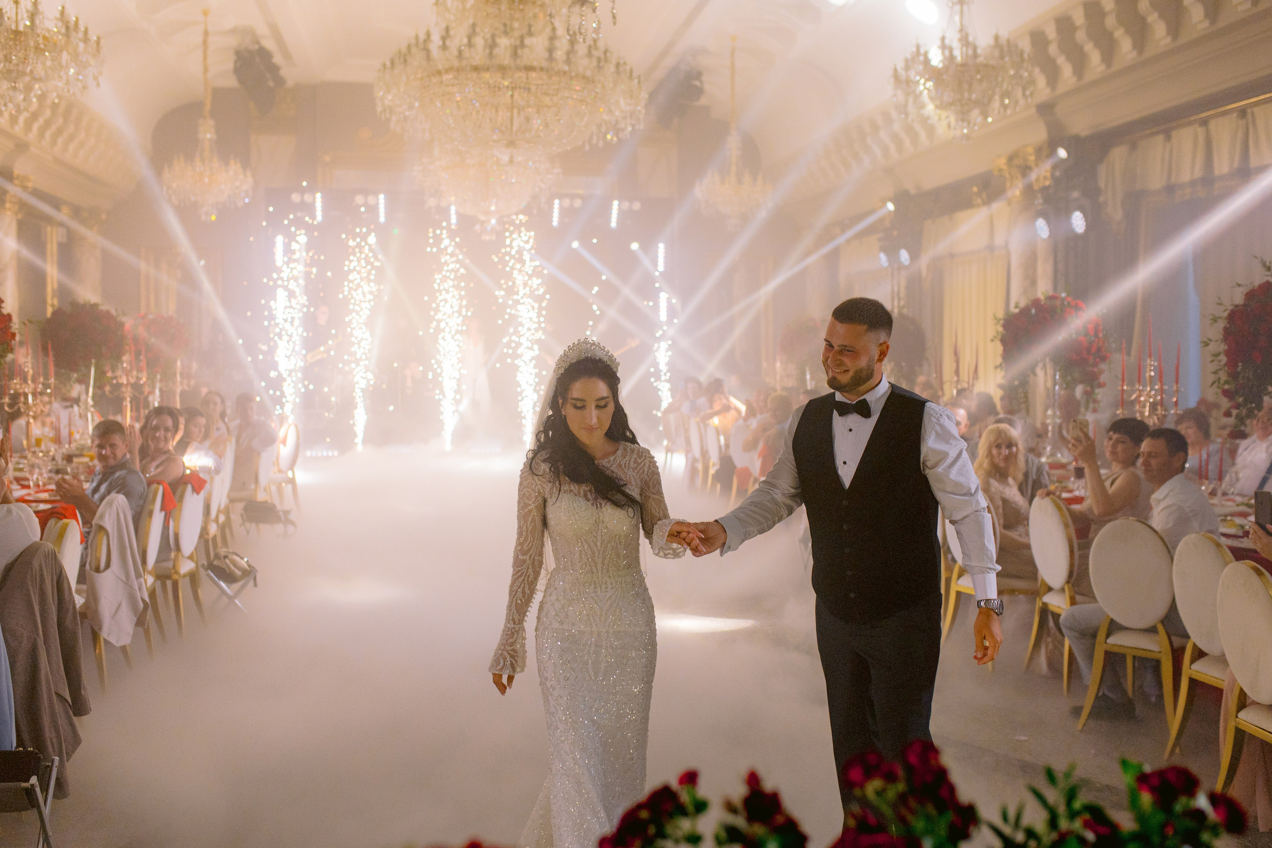 Vladislav & Maria (Ukraine). Wedding photographer Elvira Brovdi