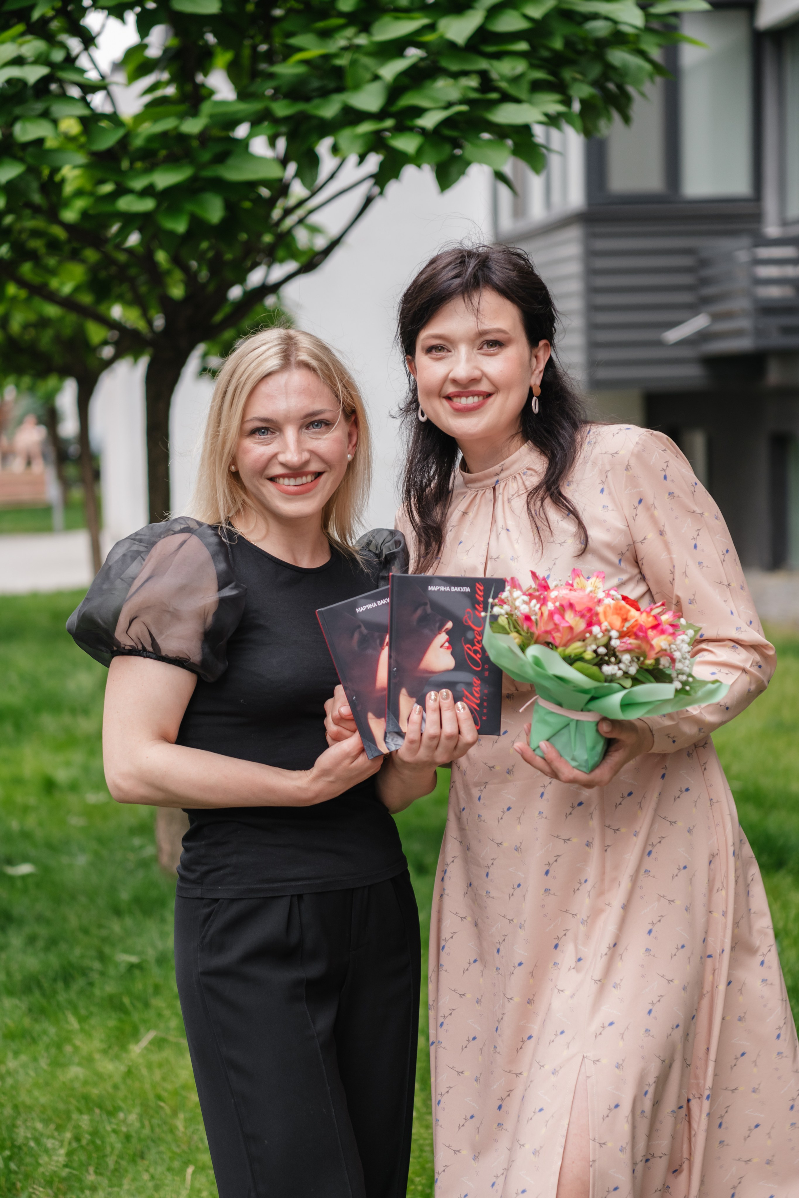 Презентація книги -Мар’яна Вакула «Моя ВсеСила» Репортаж. Репортажний та сімейний фотограф Дар’я Хорошавцева