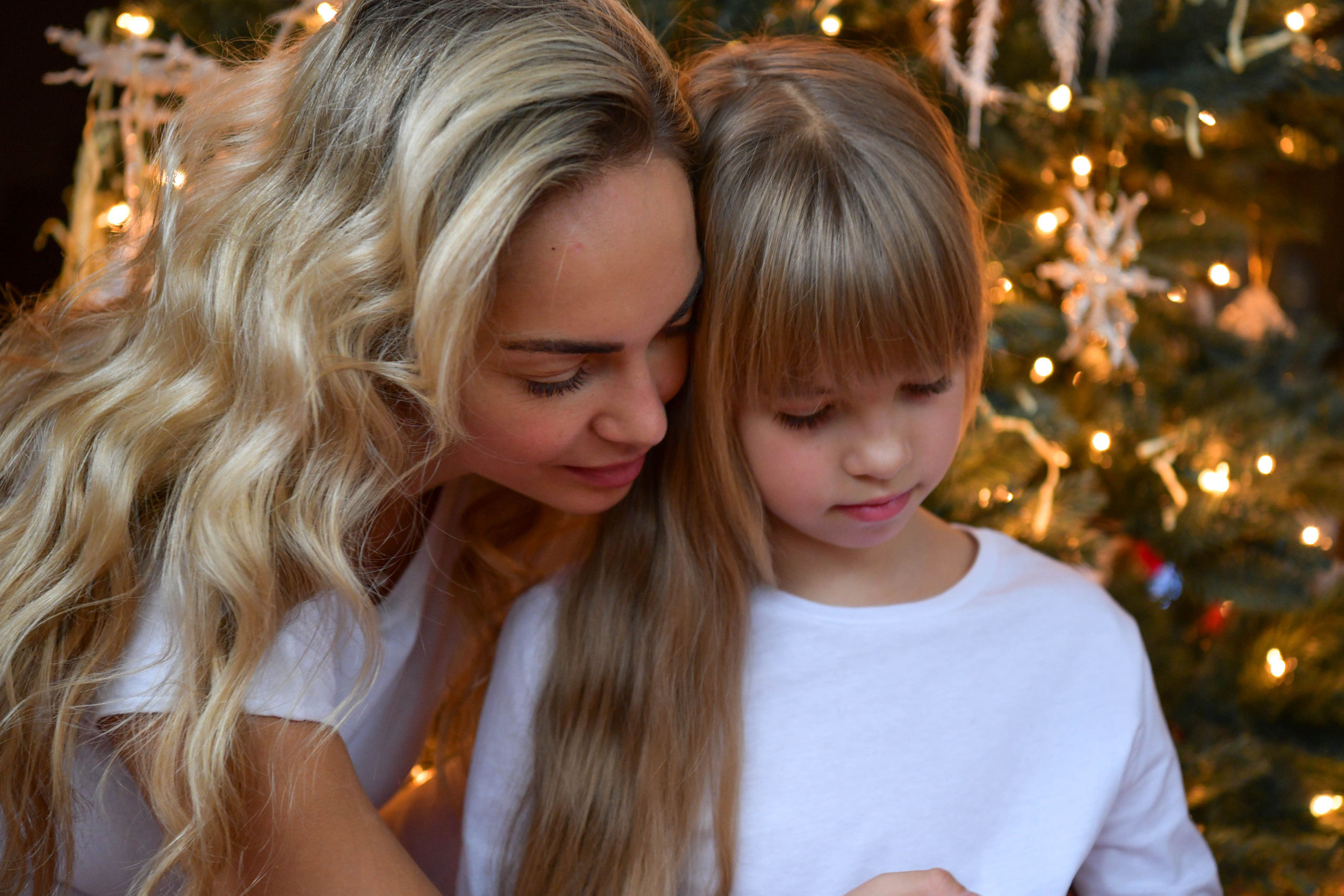 Сергій Наталья Варя Злата Підготовка до Нового року. Репортажний та сімейний фотограф Дар’я Хорошавцева