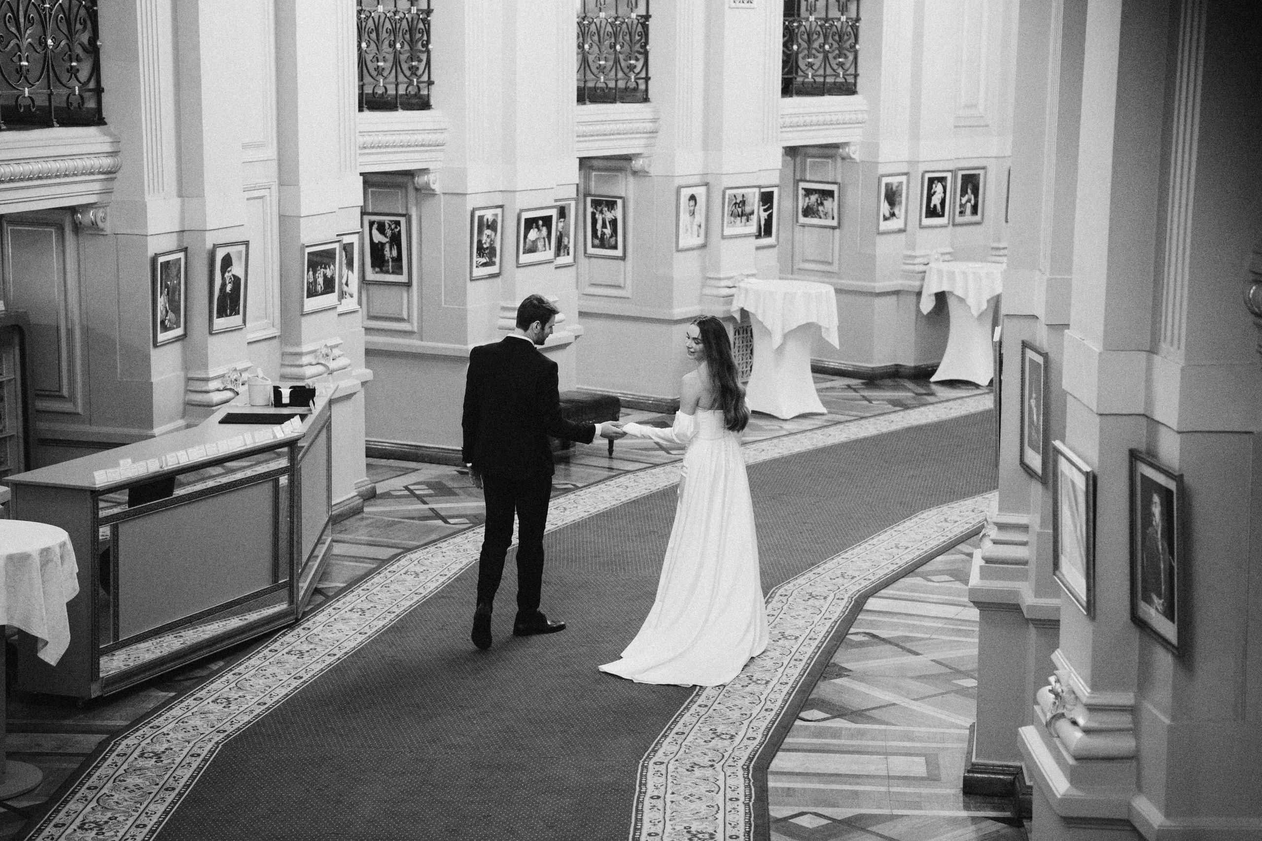 Олексій та Олександра Київ Театр Опери. Репортажний та сімейний фотограф Дар’я Хорошавцева