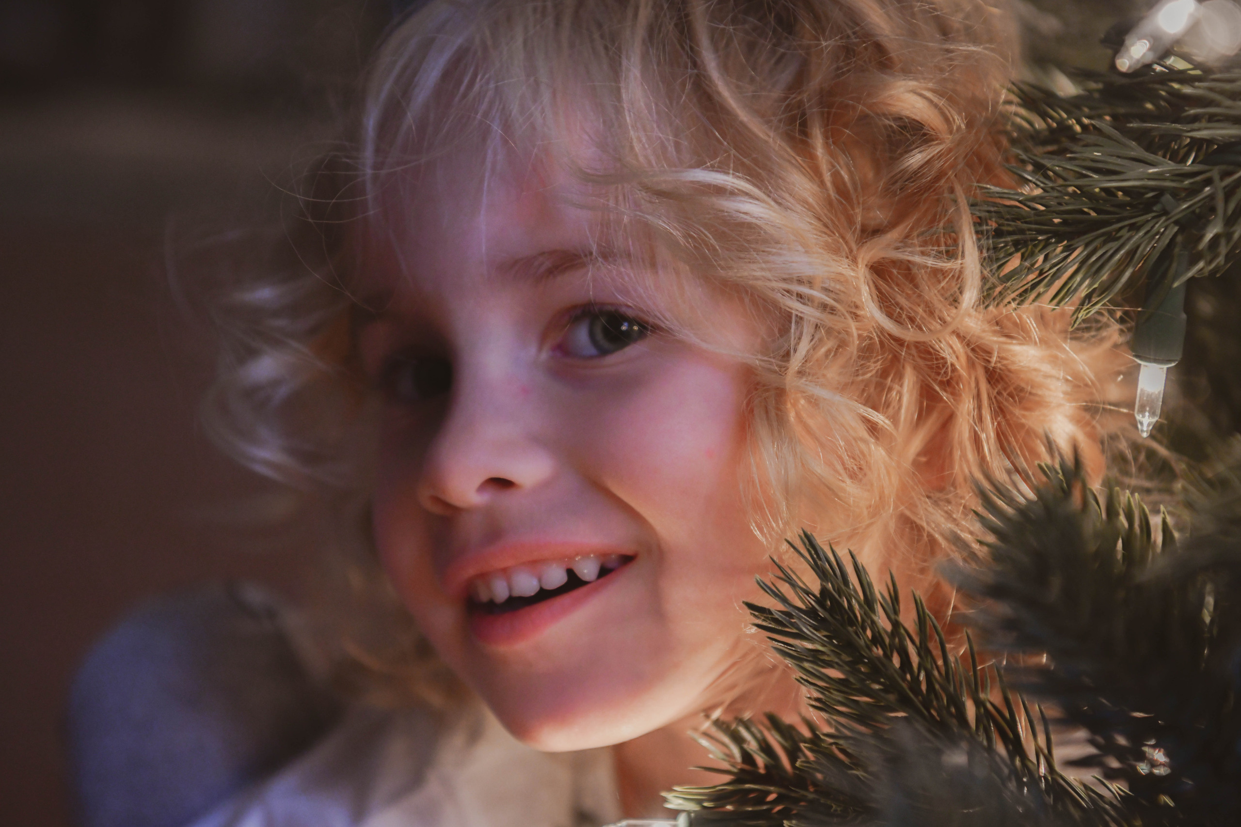 Сергій Наталья Варя Злата Підготовка до Нового року. Репортажний та сімейний фотограф Дар’я Хорошавцева