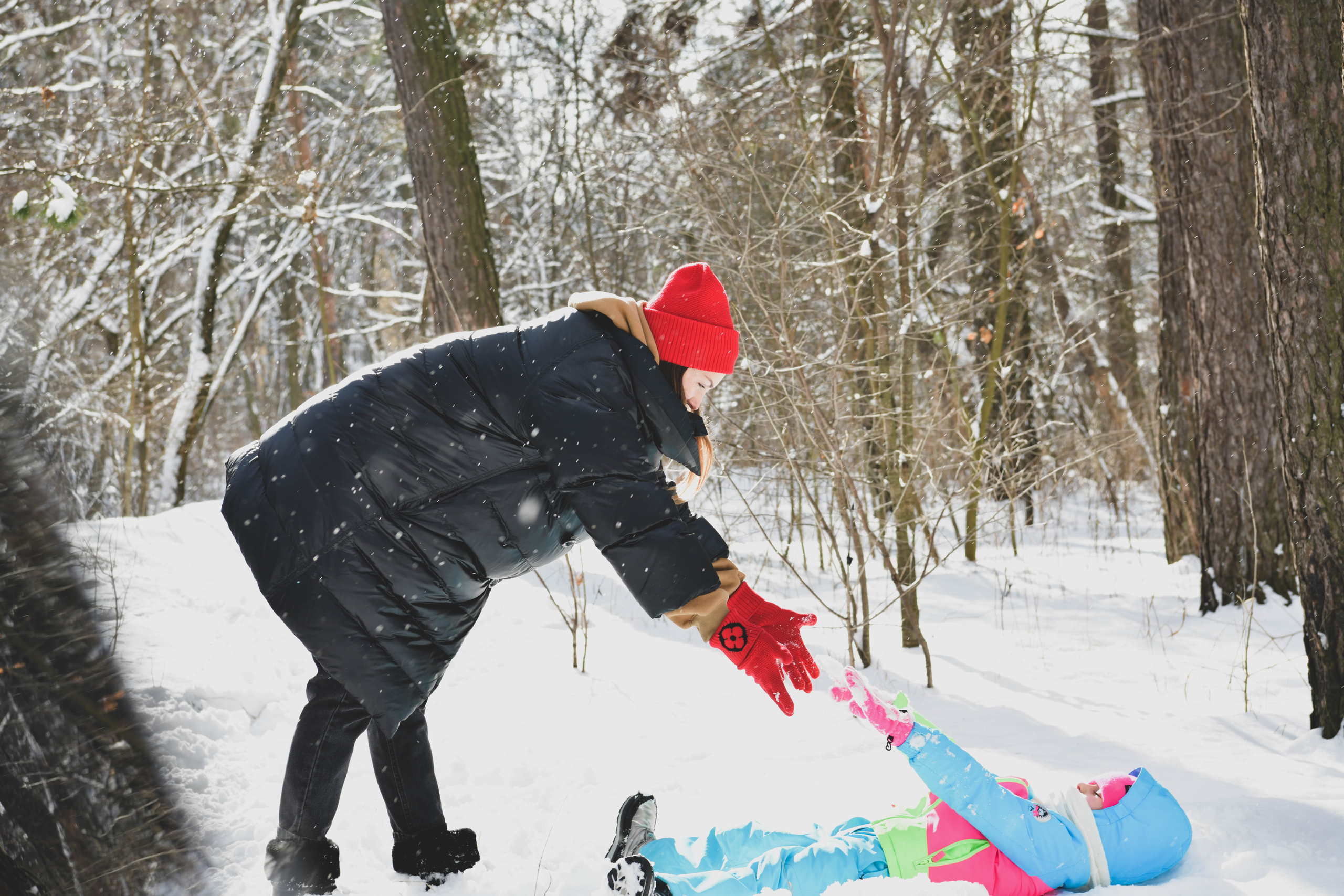 Снігова прогулянка, Аня и Ульяна. Репортажний та сімейний фотограф Дар’я Хорошавцева