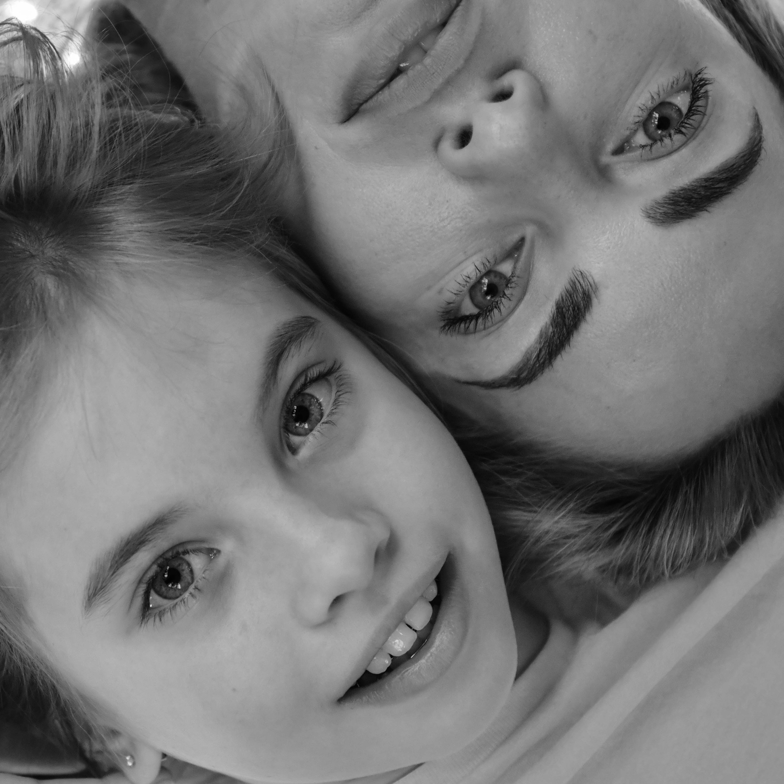 Сергій Наталья Варя Злата Підготовка до Нового року. Репортажний та сімейний фотограф Дар’я Хорошавцева