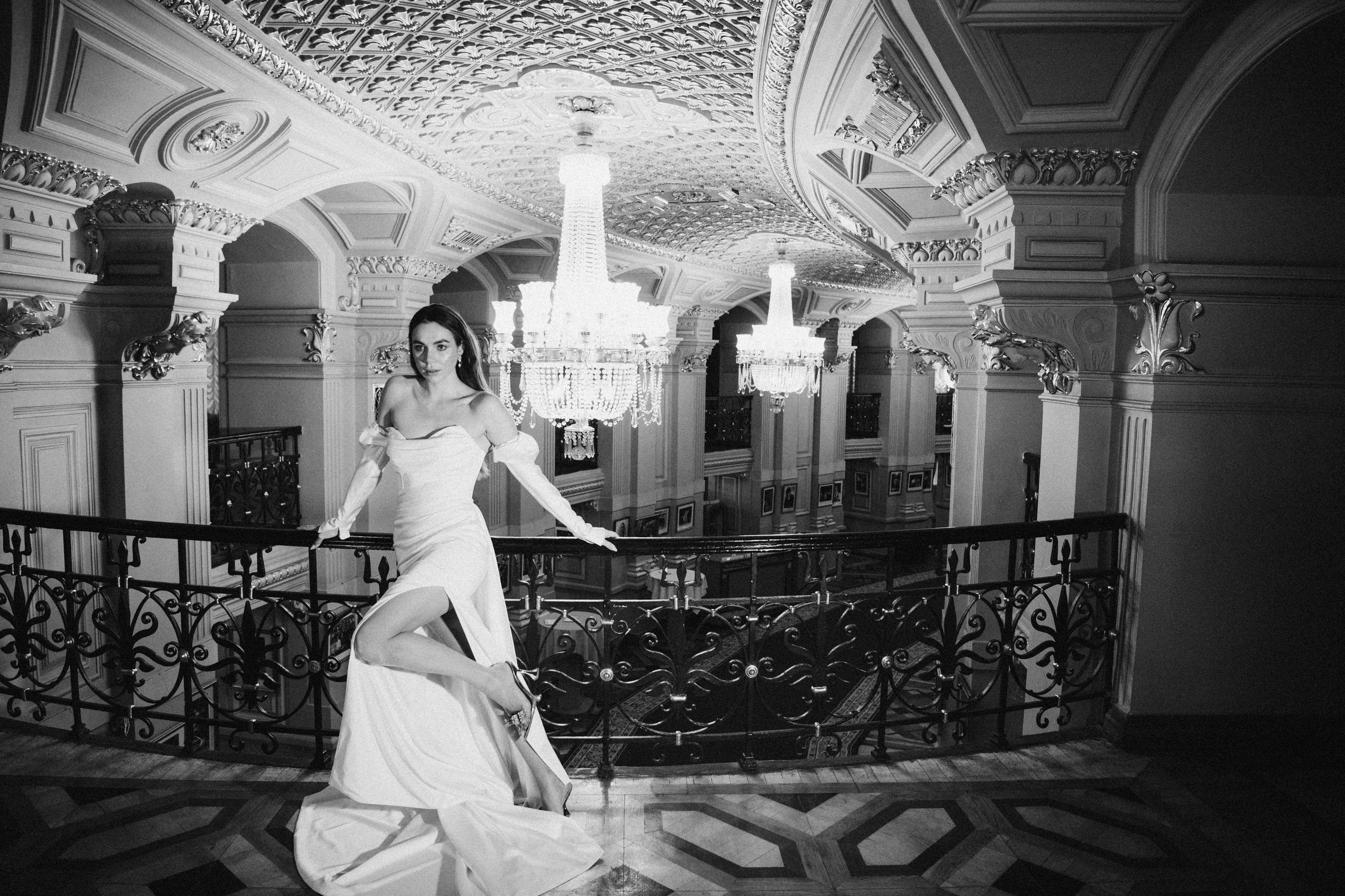 Олексій та Олександра Київ Театр Опери. Репортажний та сімейний фотограф Дар’я Хорошавцева