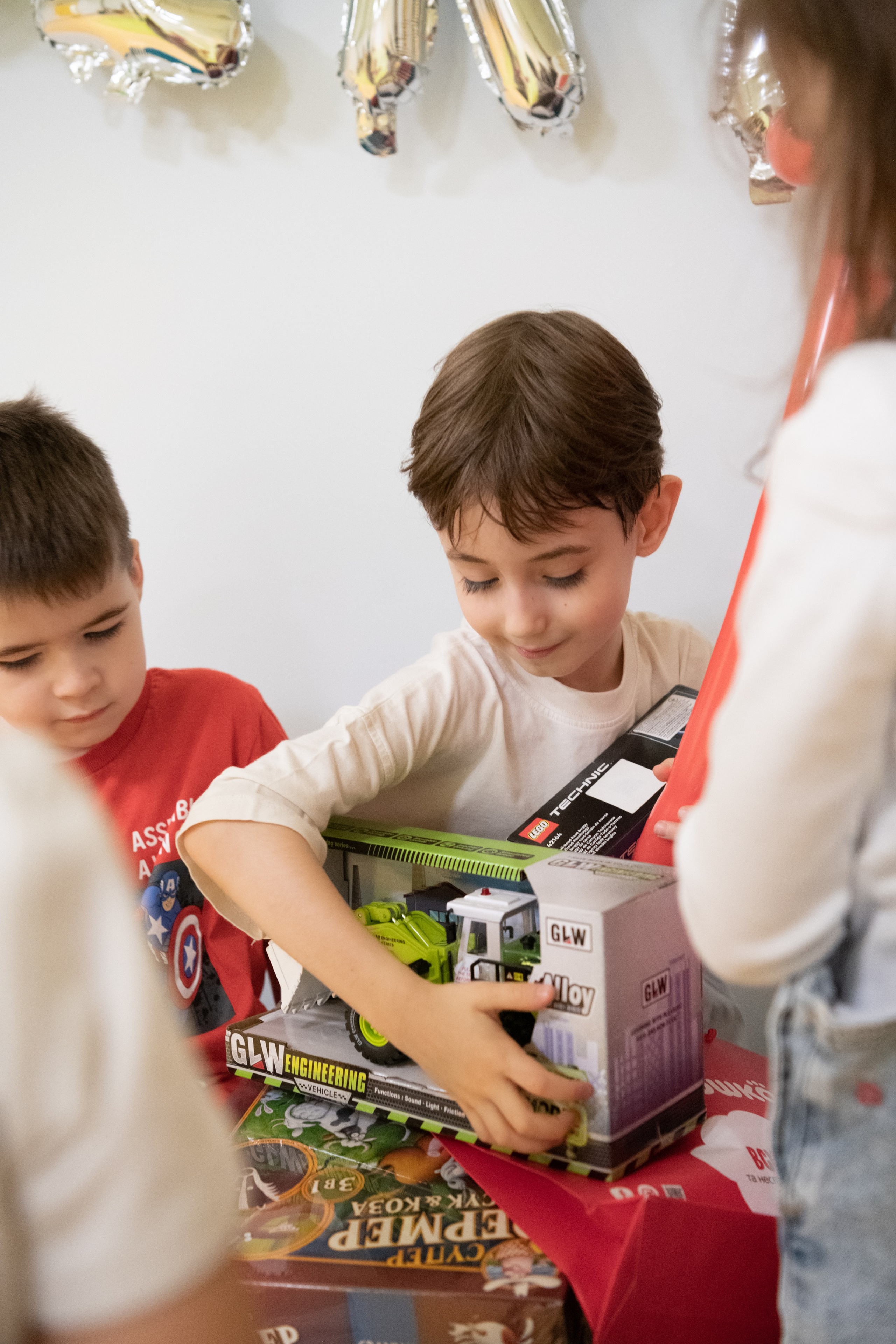 День народження Дані.New school of Science.Репортаж. Репортажний та сімейний фотограф Дар’я Хорошавцева