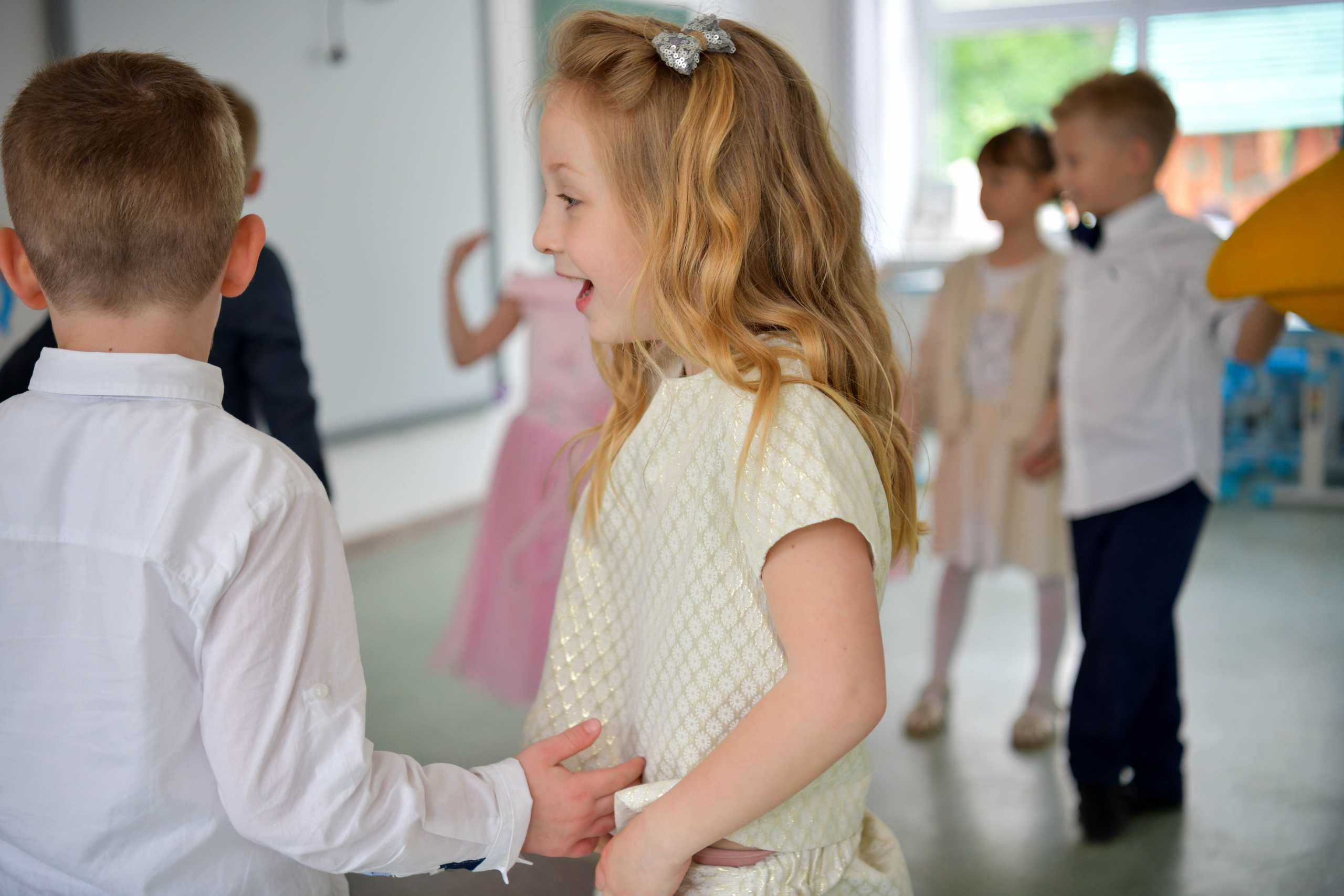 Випускний в Академії Інтелекта.Репортаж. Репортажний та сімейний фотограф Дар’я Хорошавцева