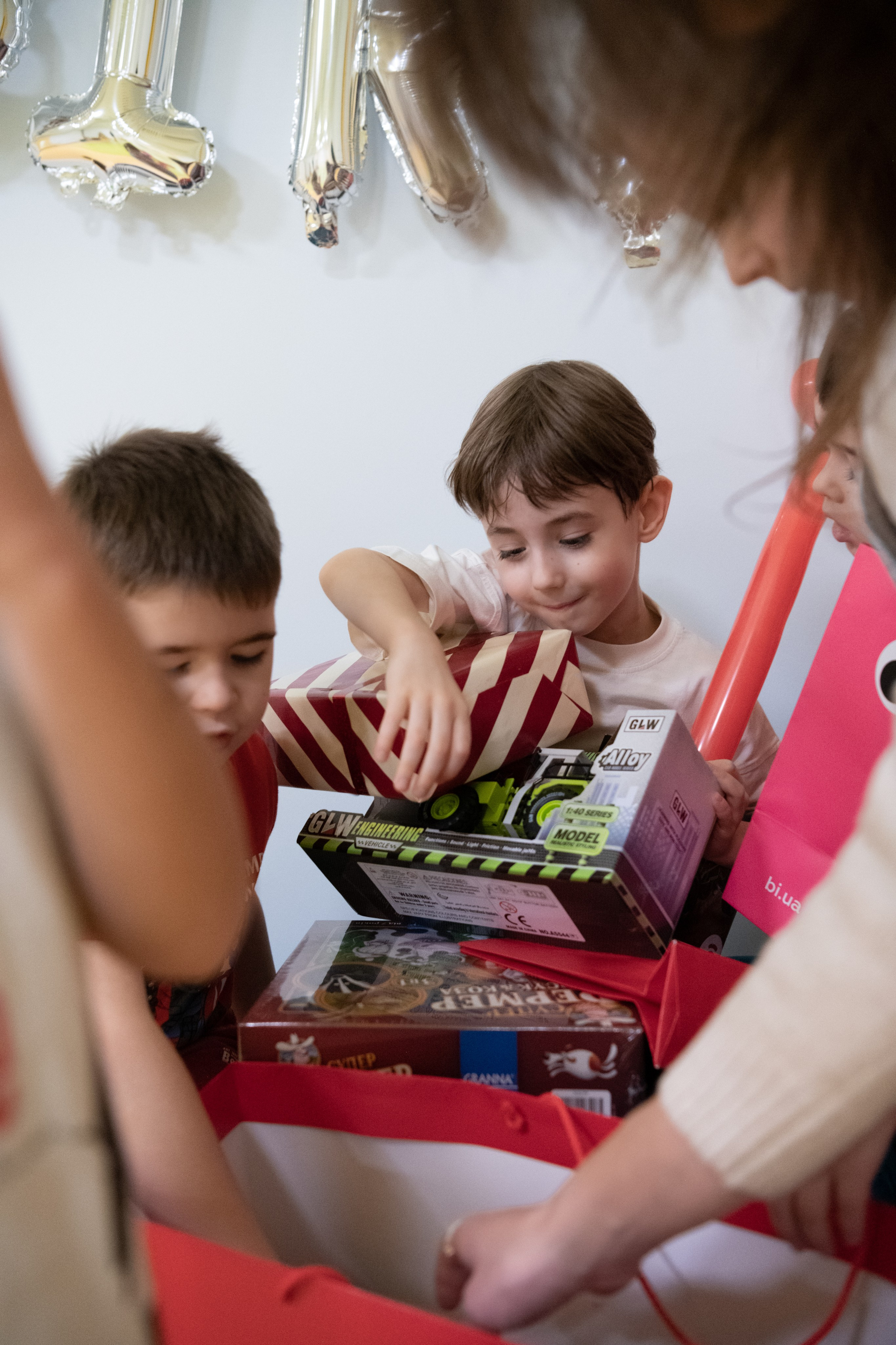 День народження Дані.New school of Science.Репортаж. Репортажний та сімейний фотограф Дар’я Хорошавцева