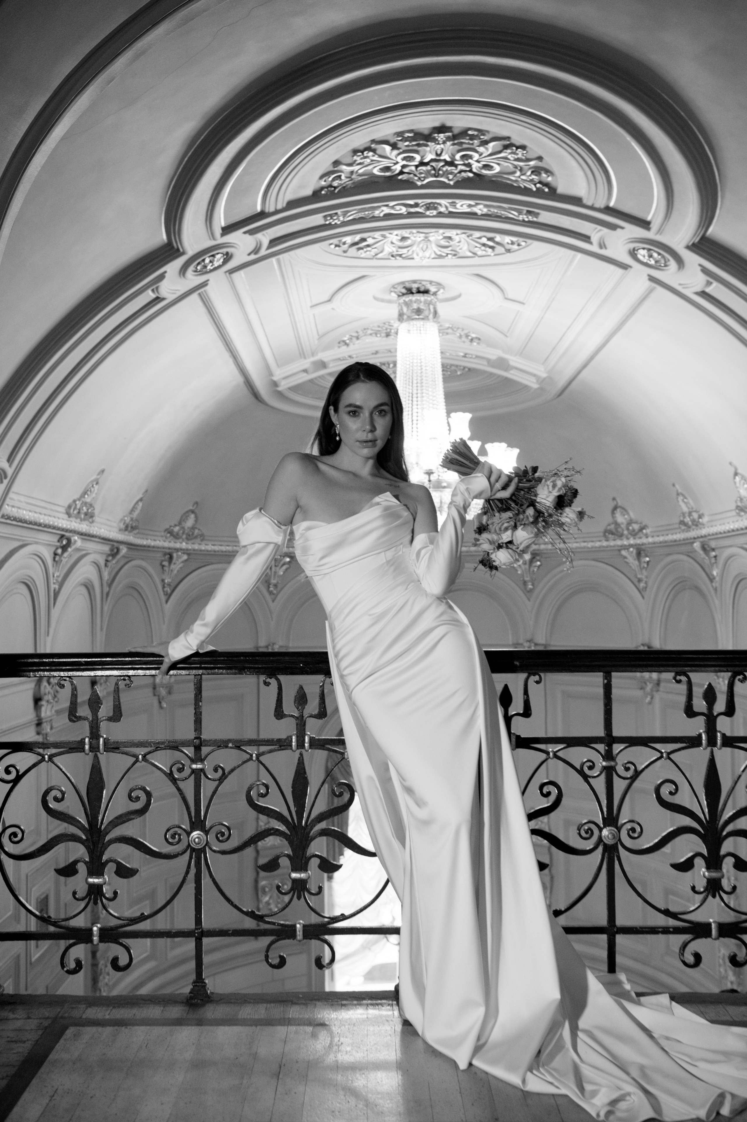 Олексій та Олександра Київ Театр Опери. Репортажний та сімейний фотограф Дар’я Хорошавцева