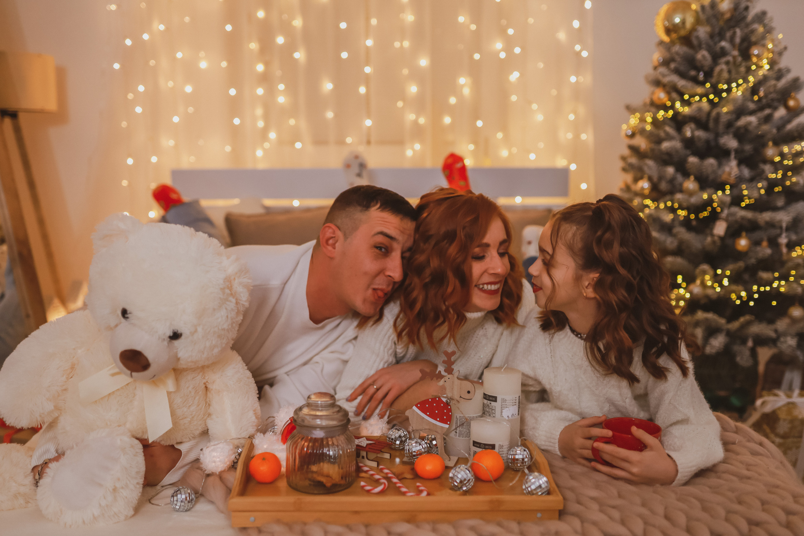 Рождественская семейная фотосессия в студии. Fotograf Praha a Plzeň. Lovestory, svatba, portrét, rodinné focení