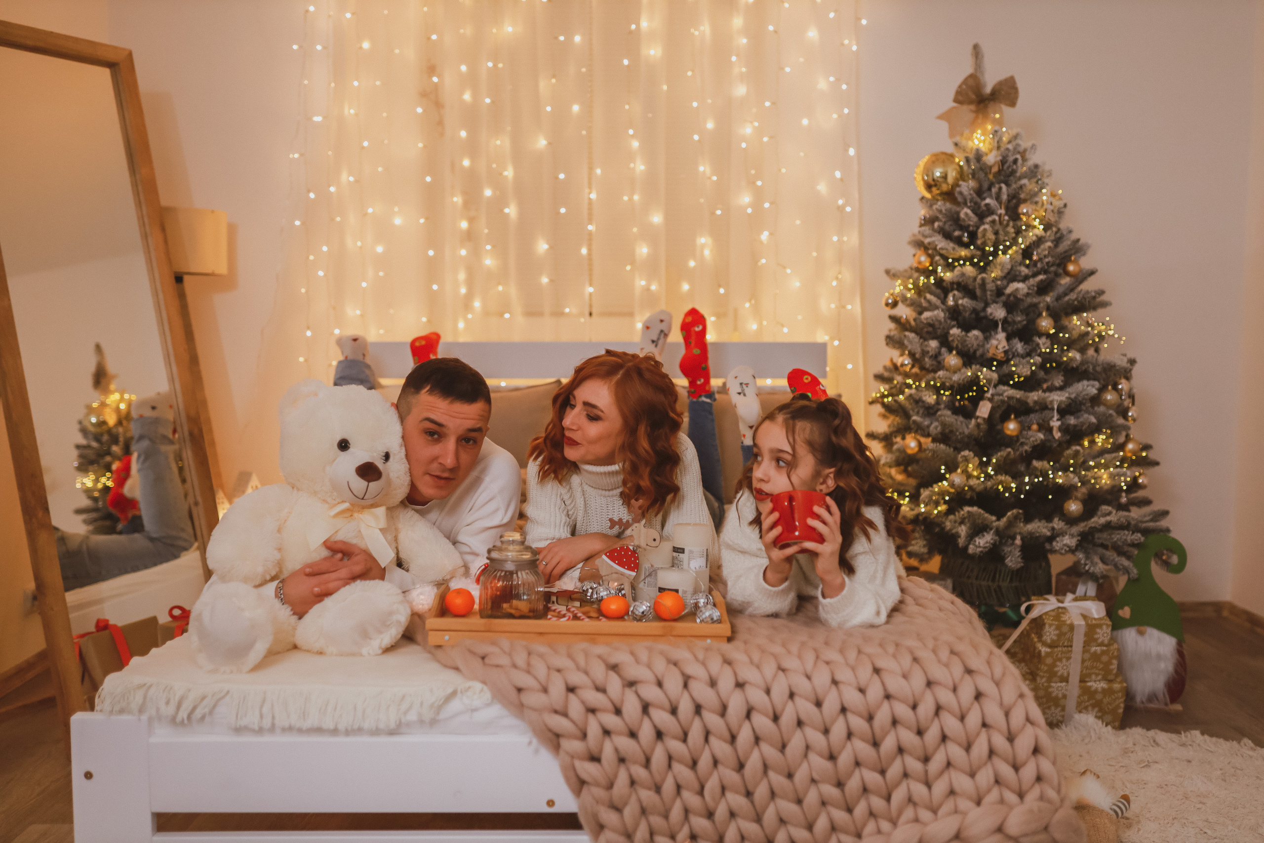 Рождественская семейная фотосессия в студии. Fotograf Praha a Plzeň. Lovestory, svatba, portrét, rodinné focení