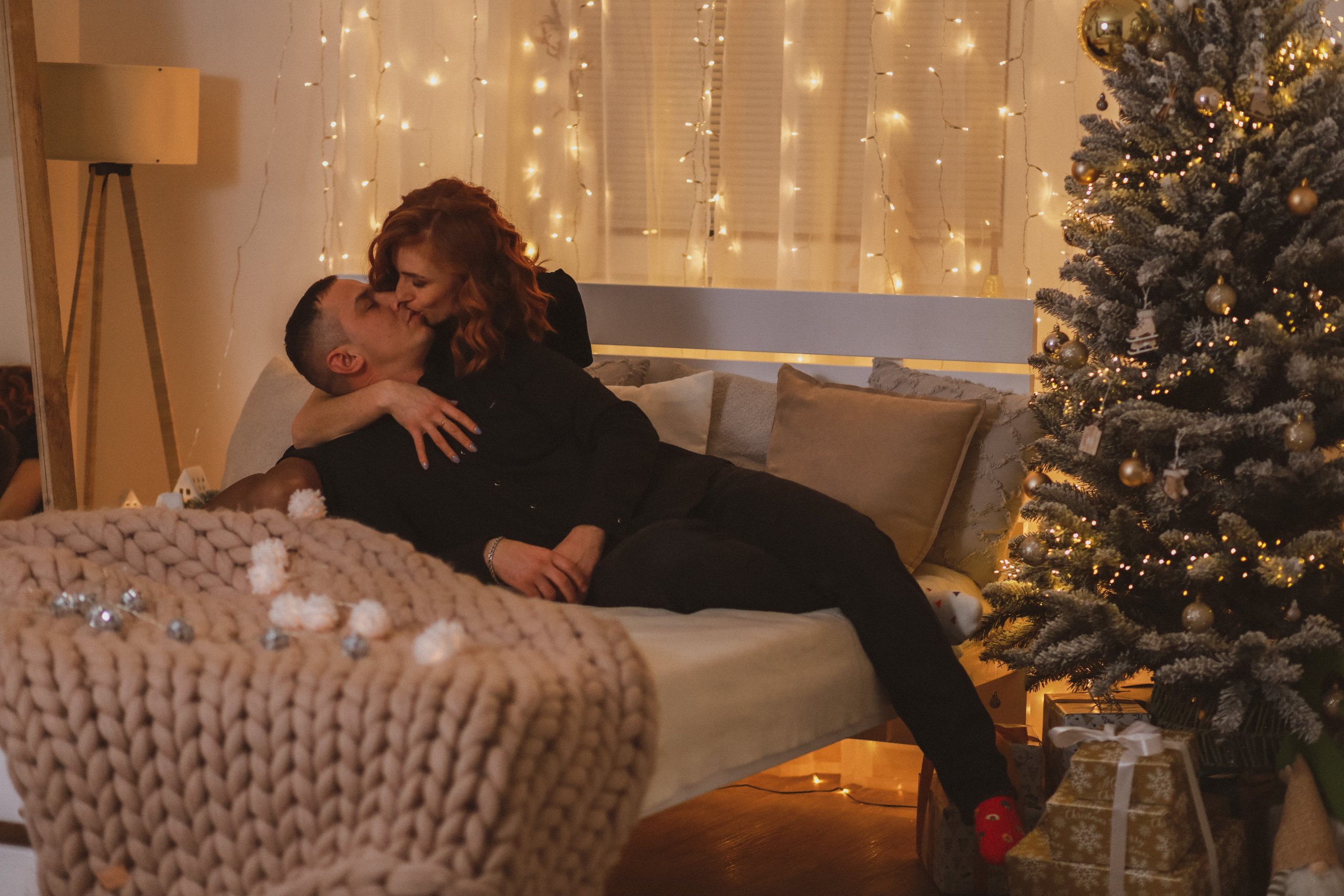 Рождественская семейная фотосессия в студии. Fotograf Praha a Plzeň. Lovestory, svatba, portrét, rodinné focení