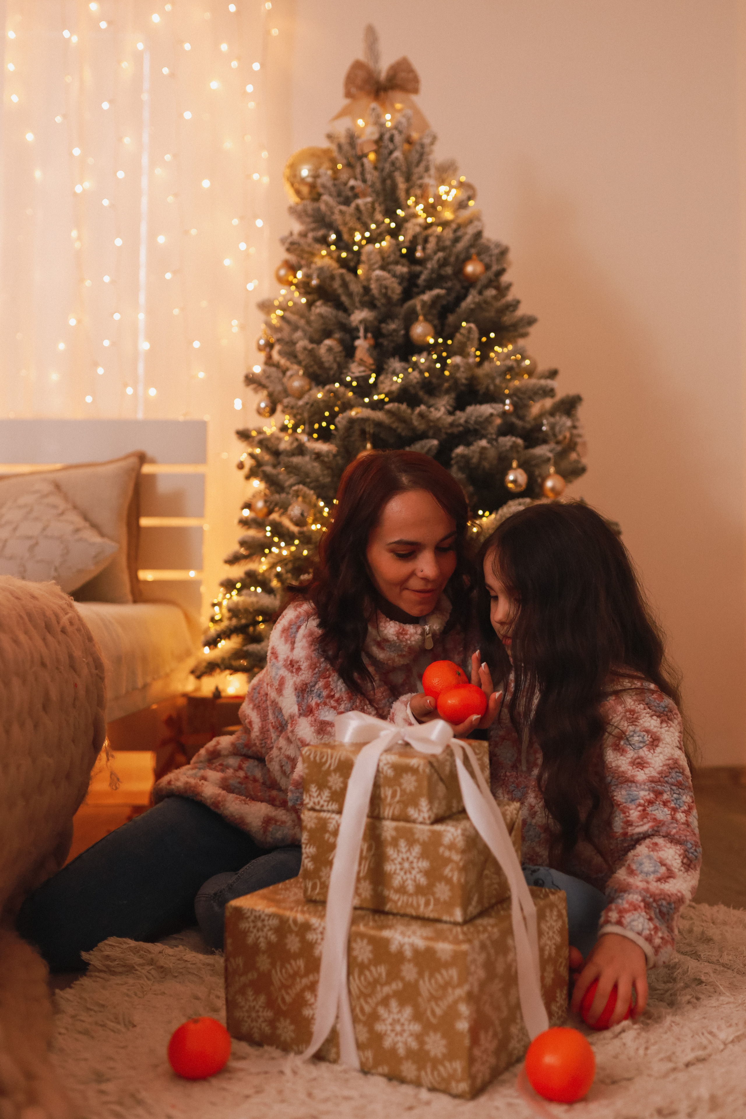 Новогодняя семейная фотосессия в студии. Fotograf Praha a Plzeň. Lovestory, svatba, portrét, rodinné focení