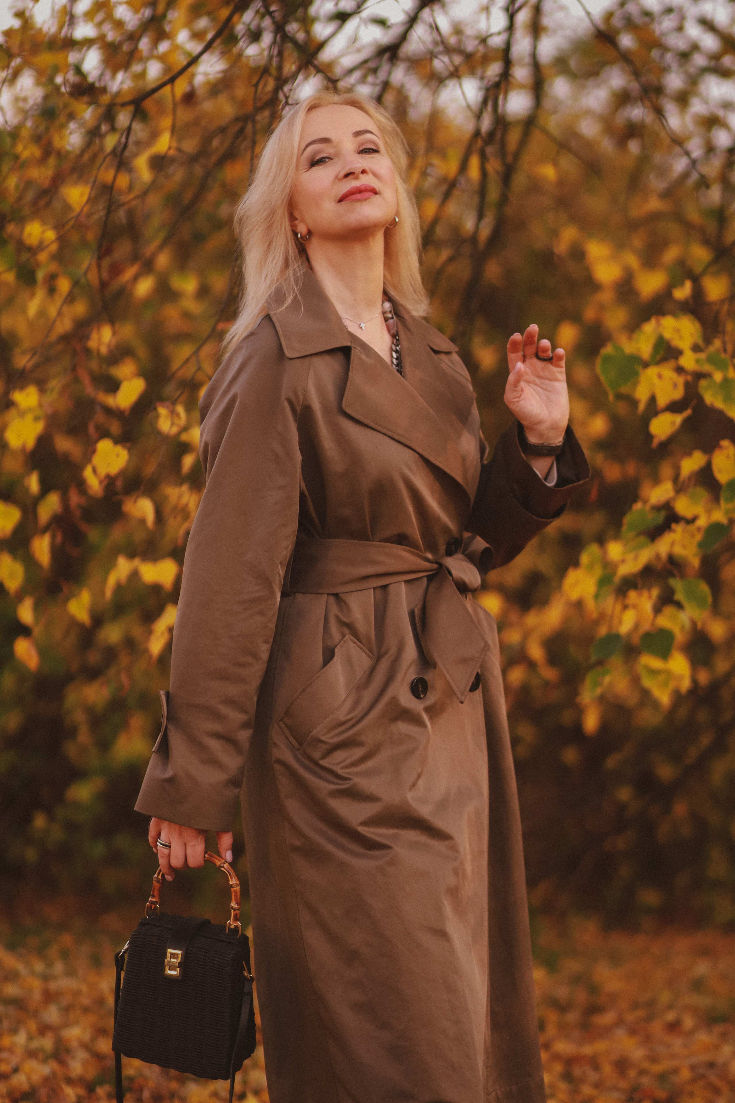 Осенняя портретная фотосессия на природе. Fotograf Praha a Plzeň. Lovestory, svatba, portrét, rodinné focení