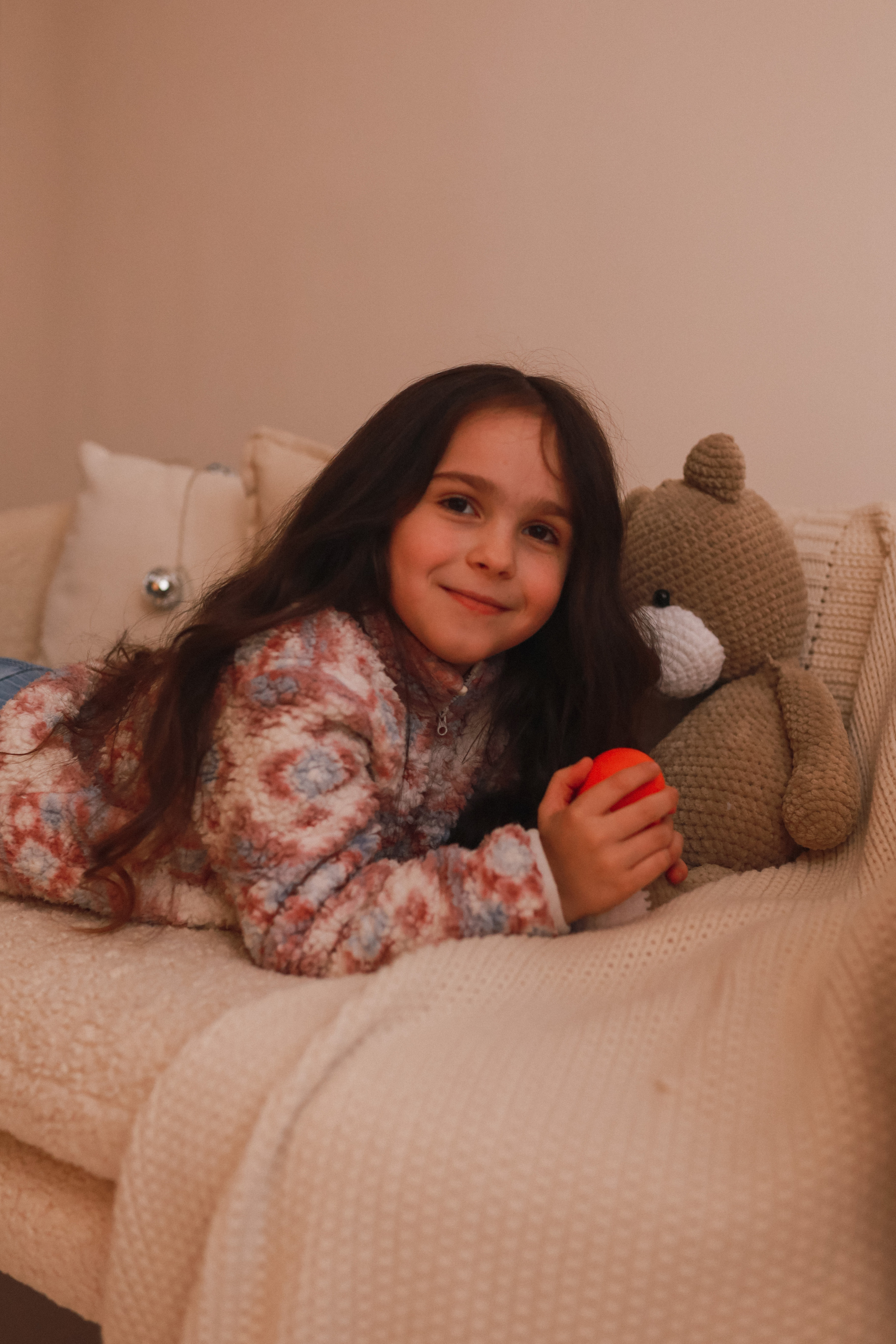 Новогодняя семейная фотосессия в студии. Fotograf Praha a Plzeň. Lovestory, svatba, portrét, rodinné focení