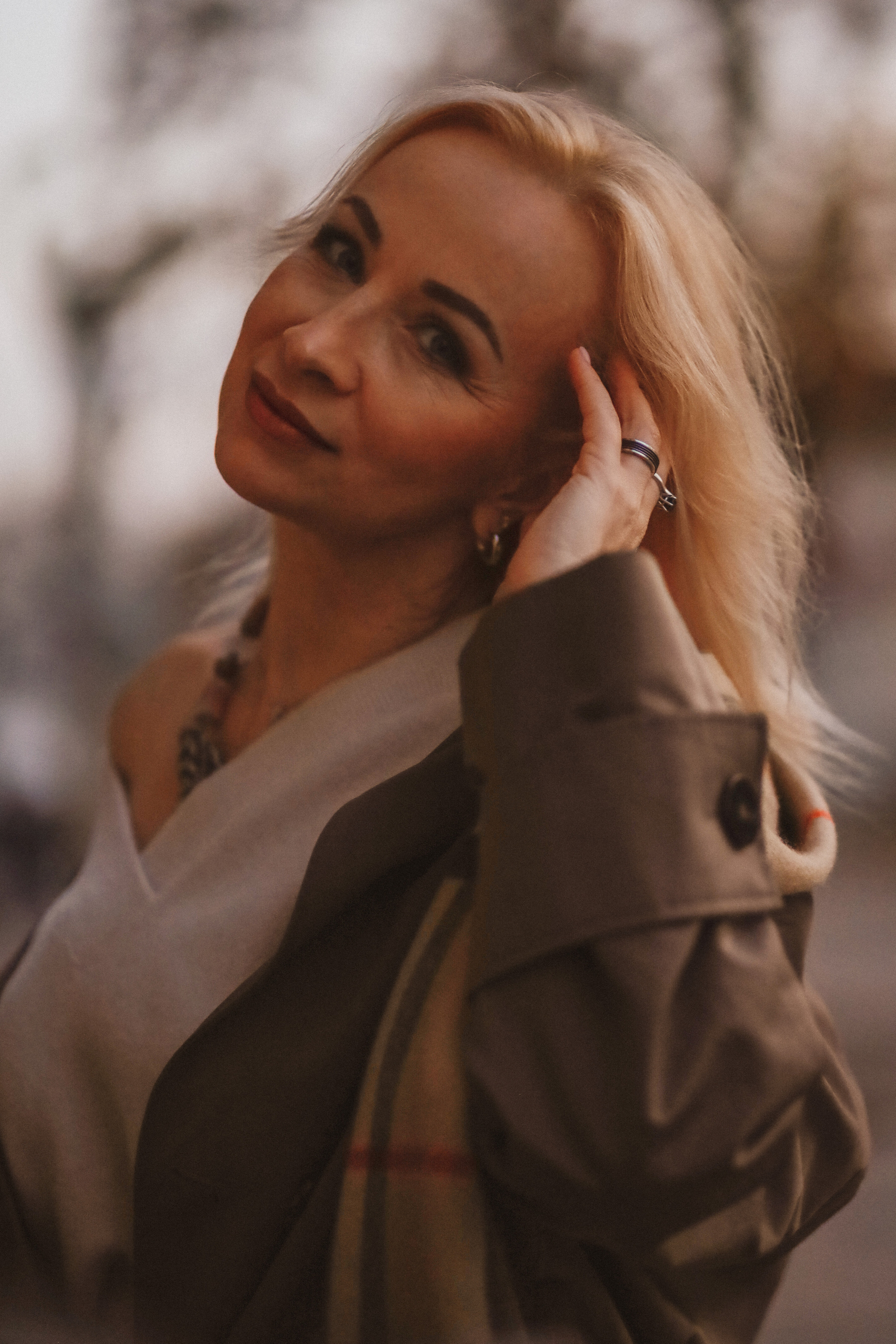 Осенняя портретная фотосессия на природе. Fotograf Praha a Plzeň. Lovestory, svatba, portrét, rodinné focení