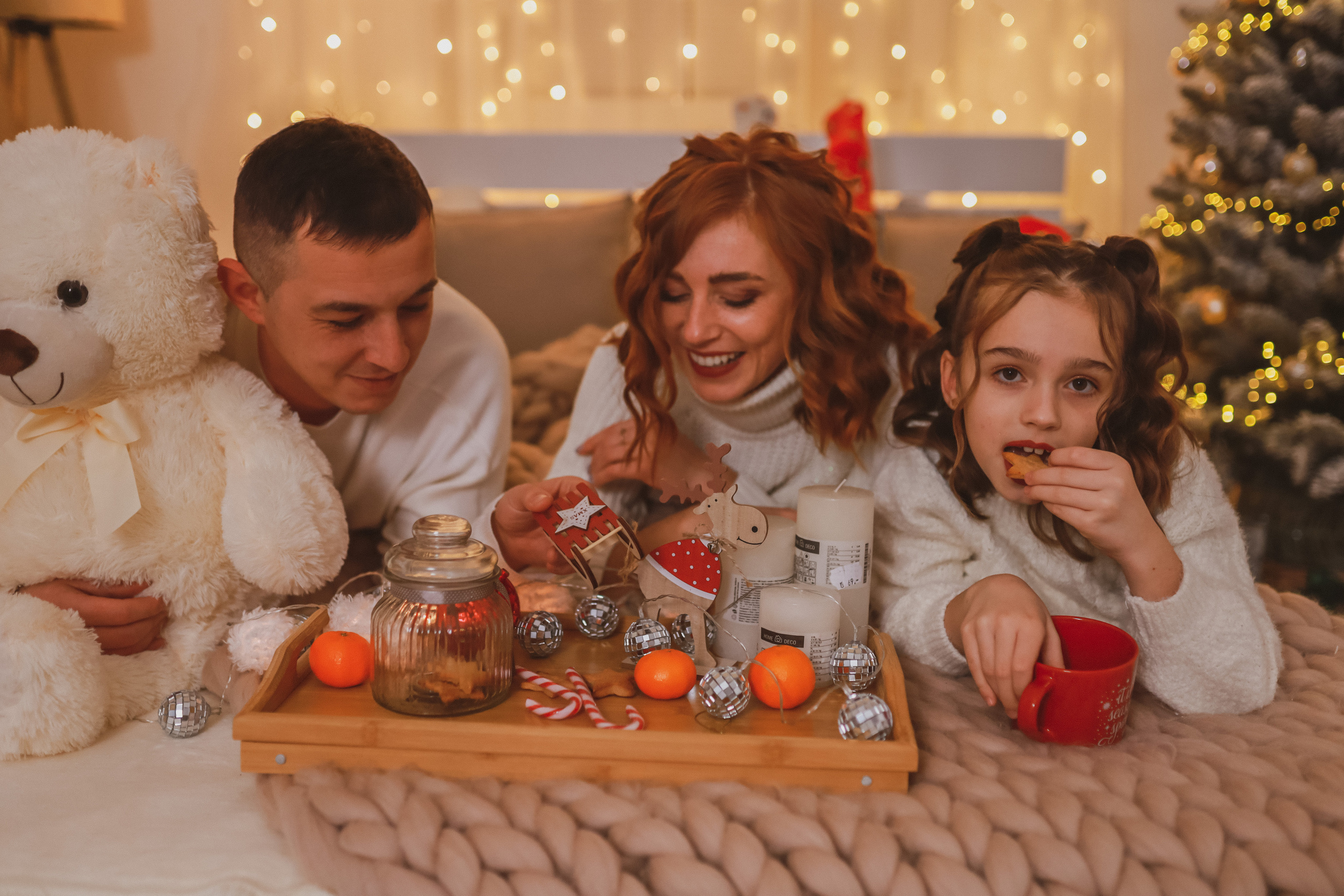 Рождественская семейная фотосессия в студии. Fotograf Praha a Plzeň. Lovestory, svatba, portrét, rodinné focení