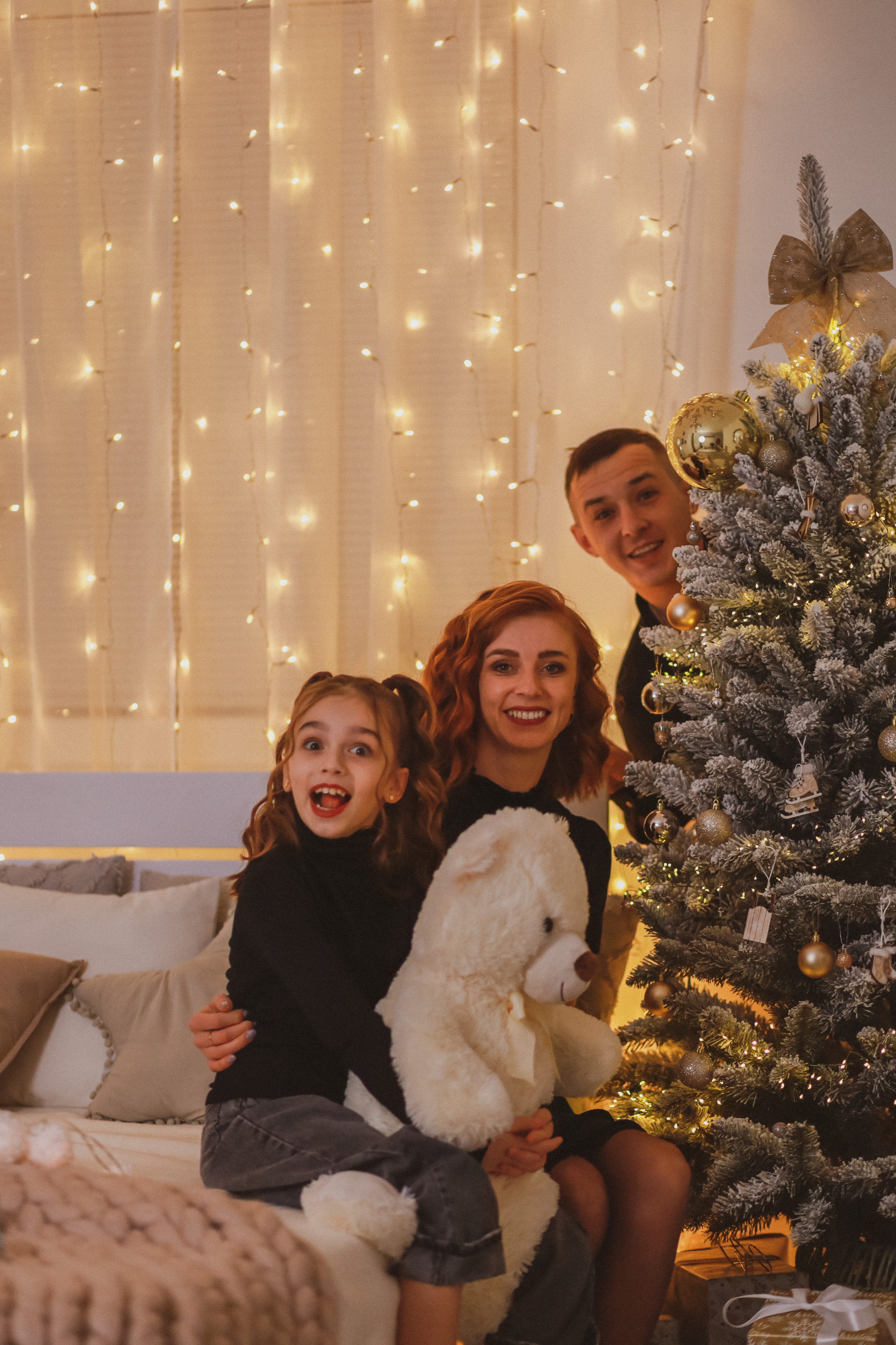 Рождественская семейная фотосессия в студии. Fotograf Praha a Plzeň. Lovestory, svatba, portrét, rodinné focení