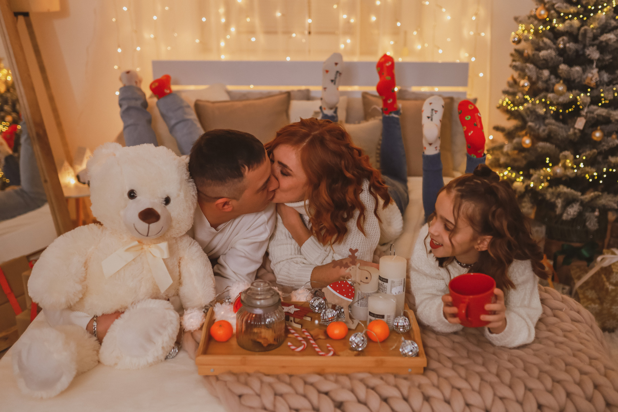 Рождественская семейная фотосессия в студии. Fotograf Praha a Plzeň. Lovestory, svatba, portrét, rodinné focení