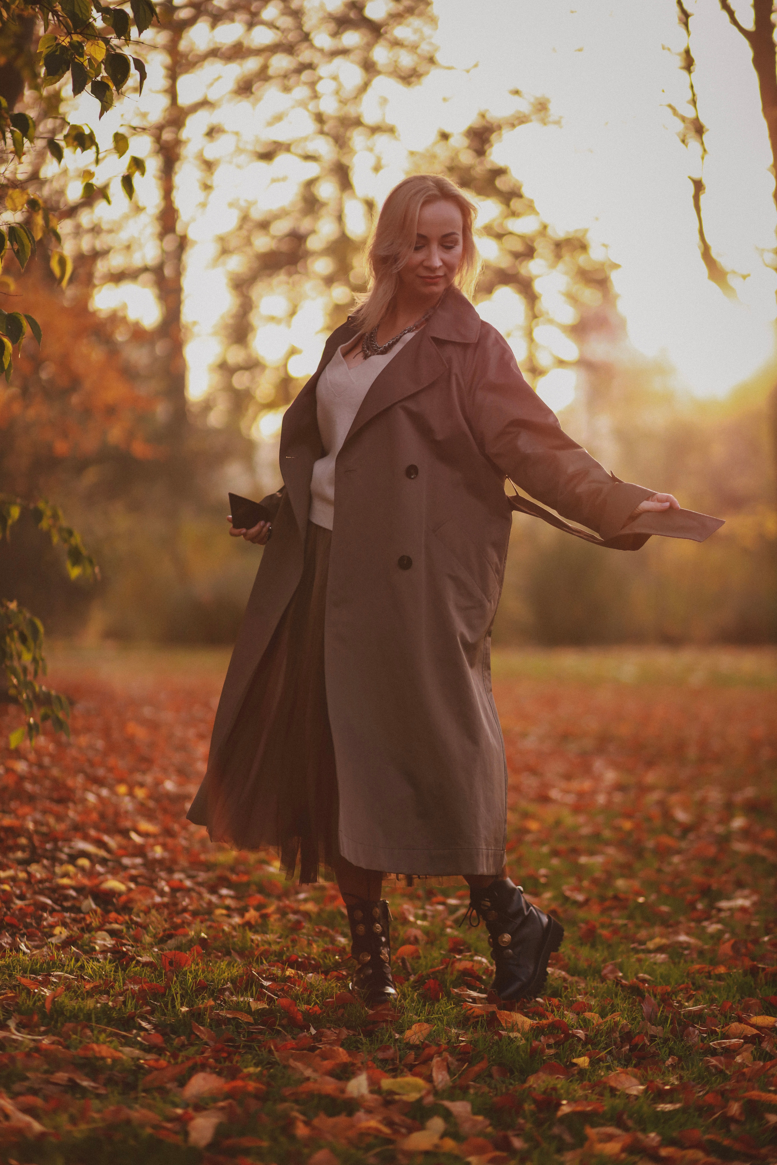 Осенняя портретная фотосессия на природе. Fotograf Praha a Plzeň. Lovestory, svatba, portrét, rodinné focení