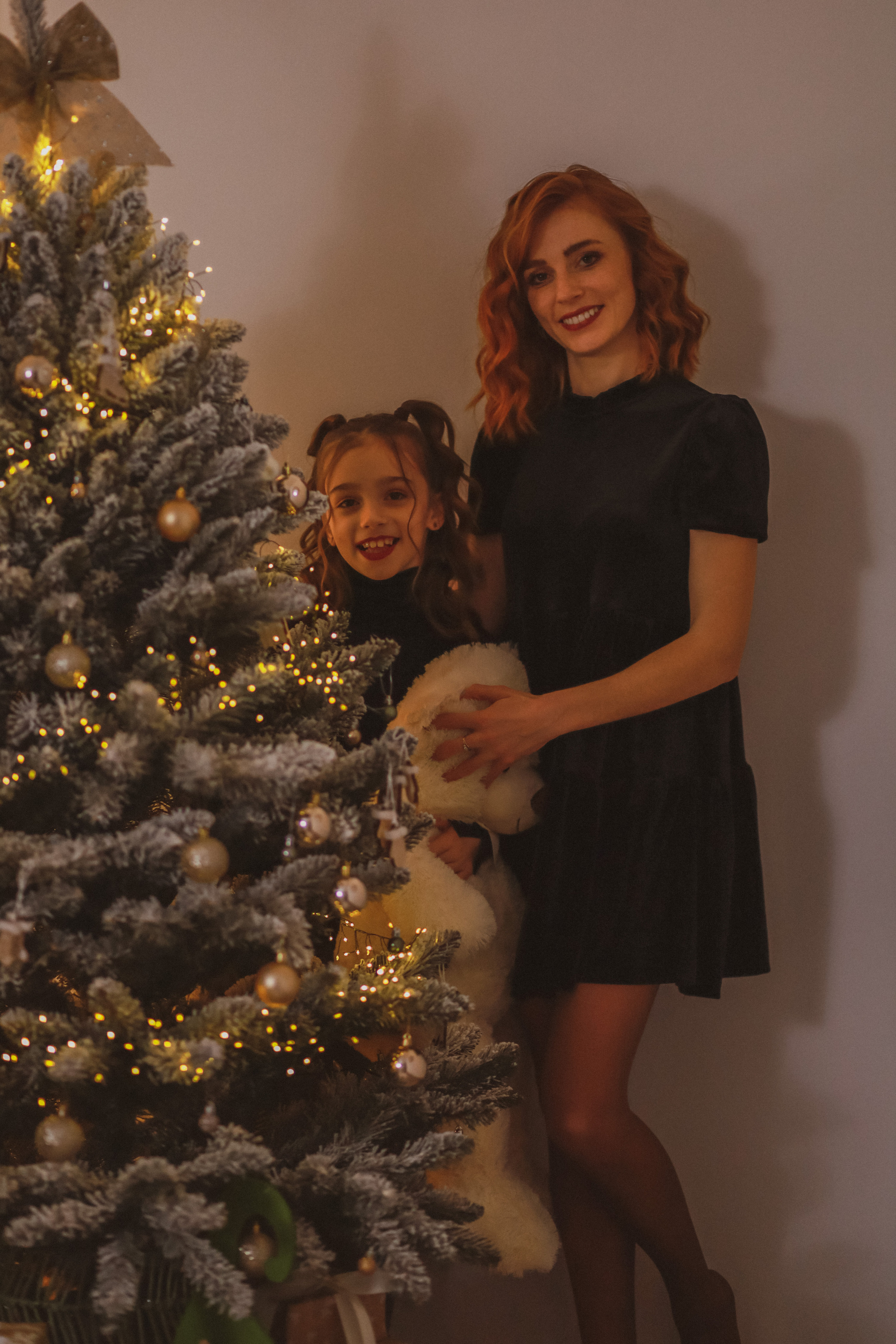 Рождественская семейная фотосессия в студии. Fotograf Praha a Plzeň. Lovestory, svatba, portrét, rodinné focení