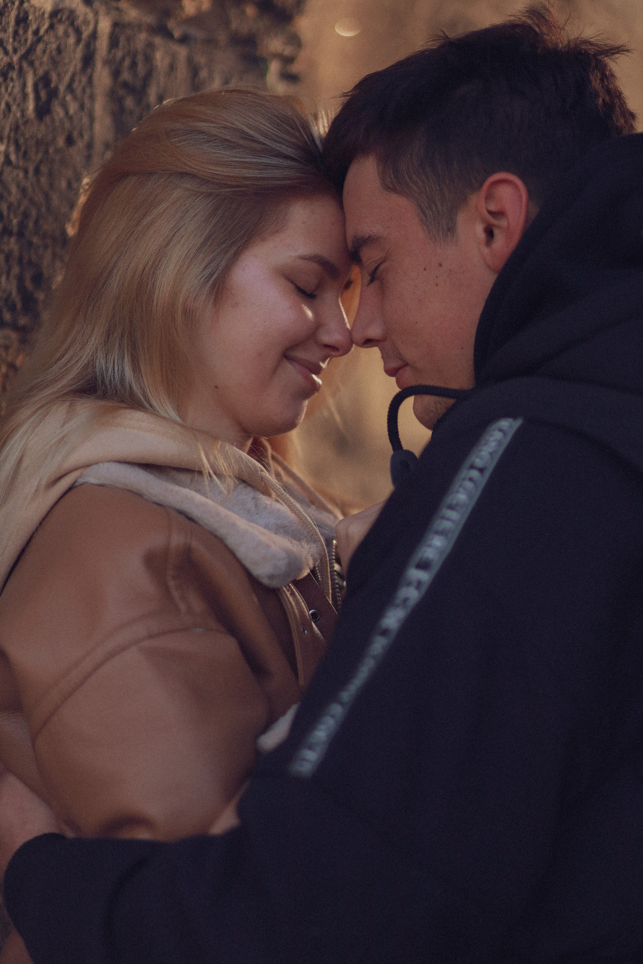 Lovestory. Fotograf Praha a Plzeň. Lovestory, svatba, portrét, rodinné focení