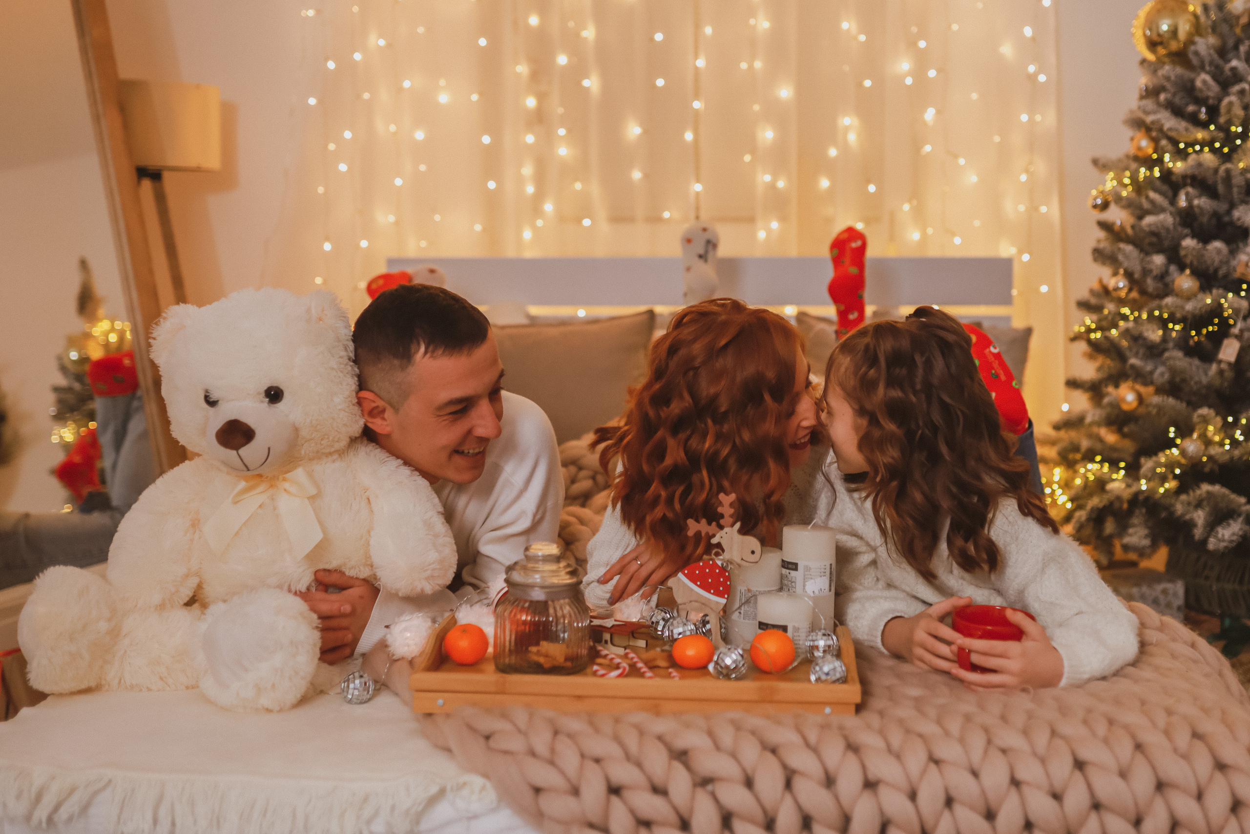 Рождественская семейная фотосессия в студии. Fotograf Praha a Plzeň. Lovestory, svatba, portrét, rodinné focení