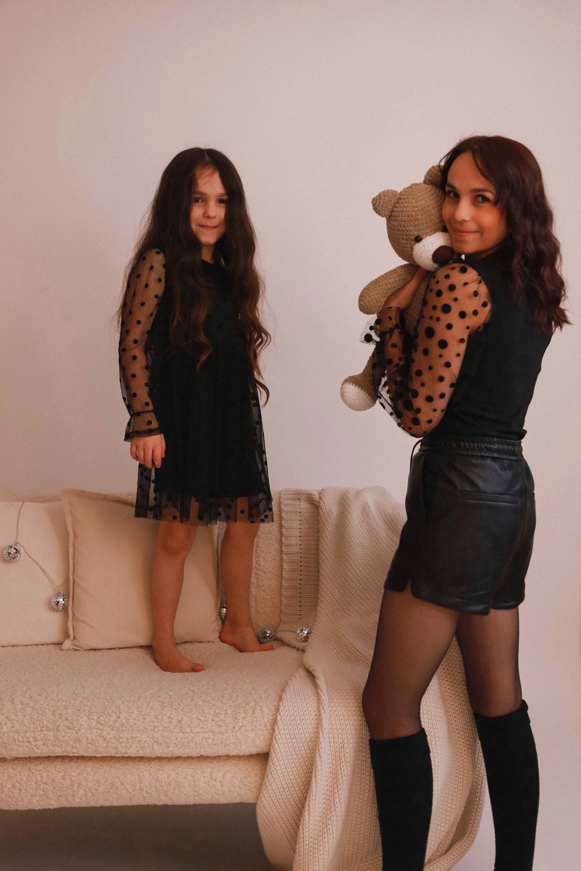 Новогодняя семейная фотосессия в студии. Fotograf Praha a Plzeň. Lovestory, svatba, portrét, rodinné focení