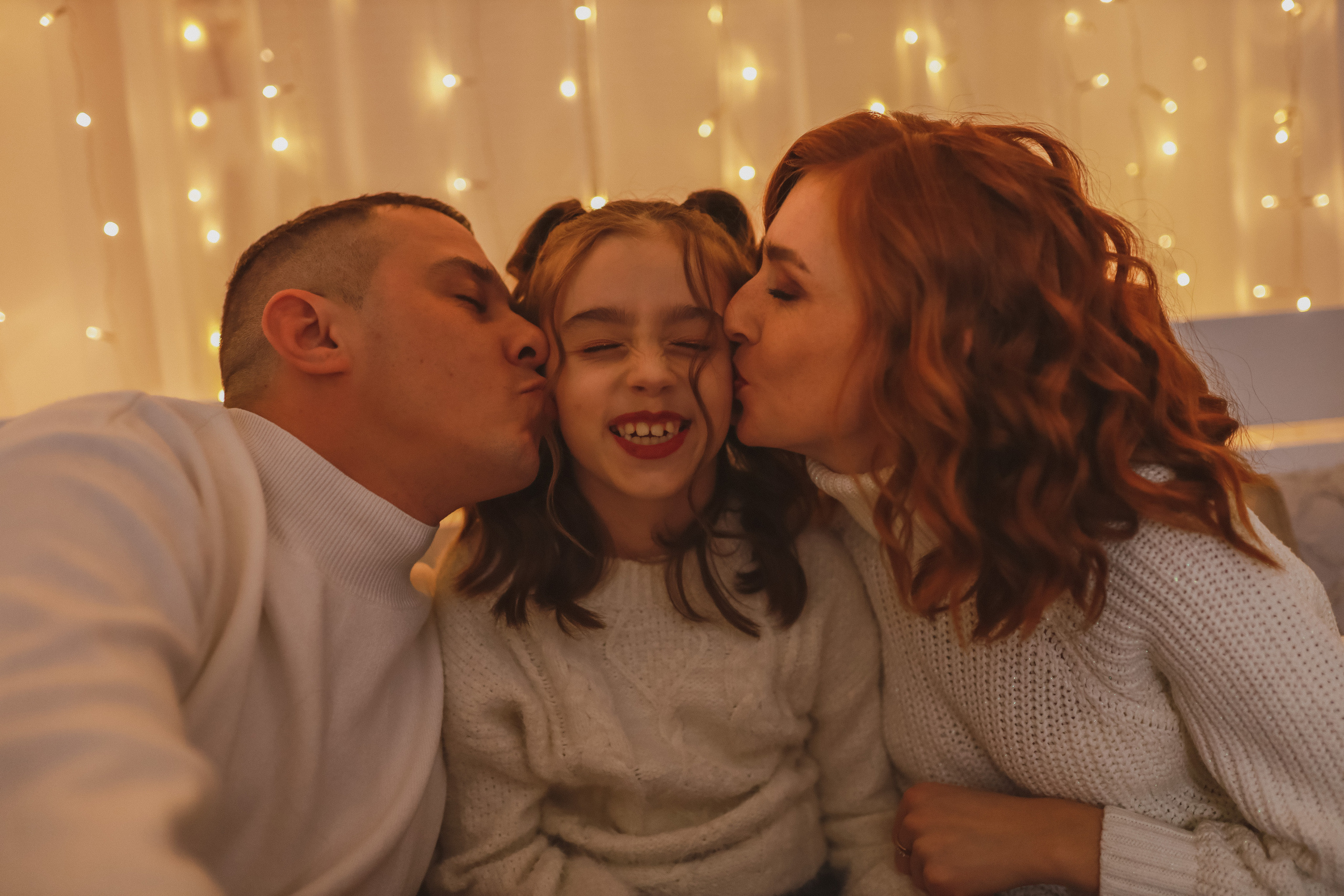 Рождественская семейная фотосессия в студии. Fotograf Praha a Plzeň. Lovestory, svatba, portrét, rodinné focení